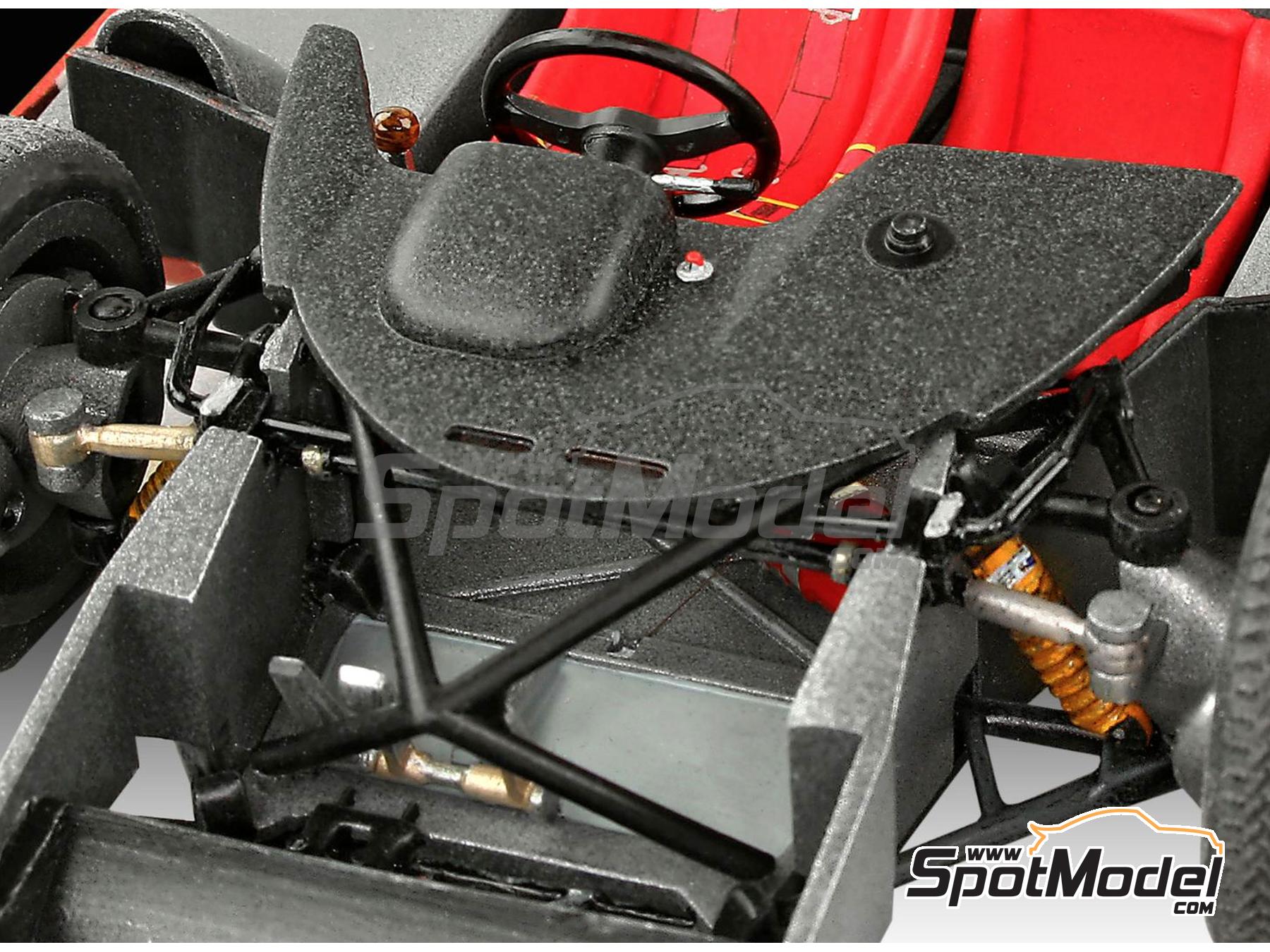 Image 6: Porsche 917/10 Martini Racing Team - Interserie 1974 | Scale model kit in 1/32 scale manufactured by Revell (ref. REV07738, also 4009803077383 and 07738)