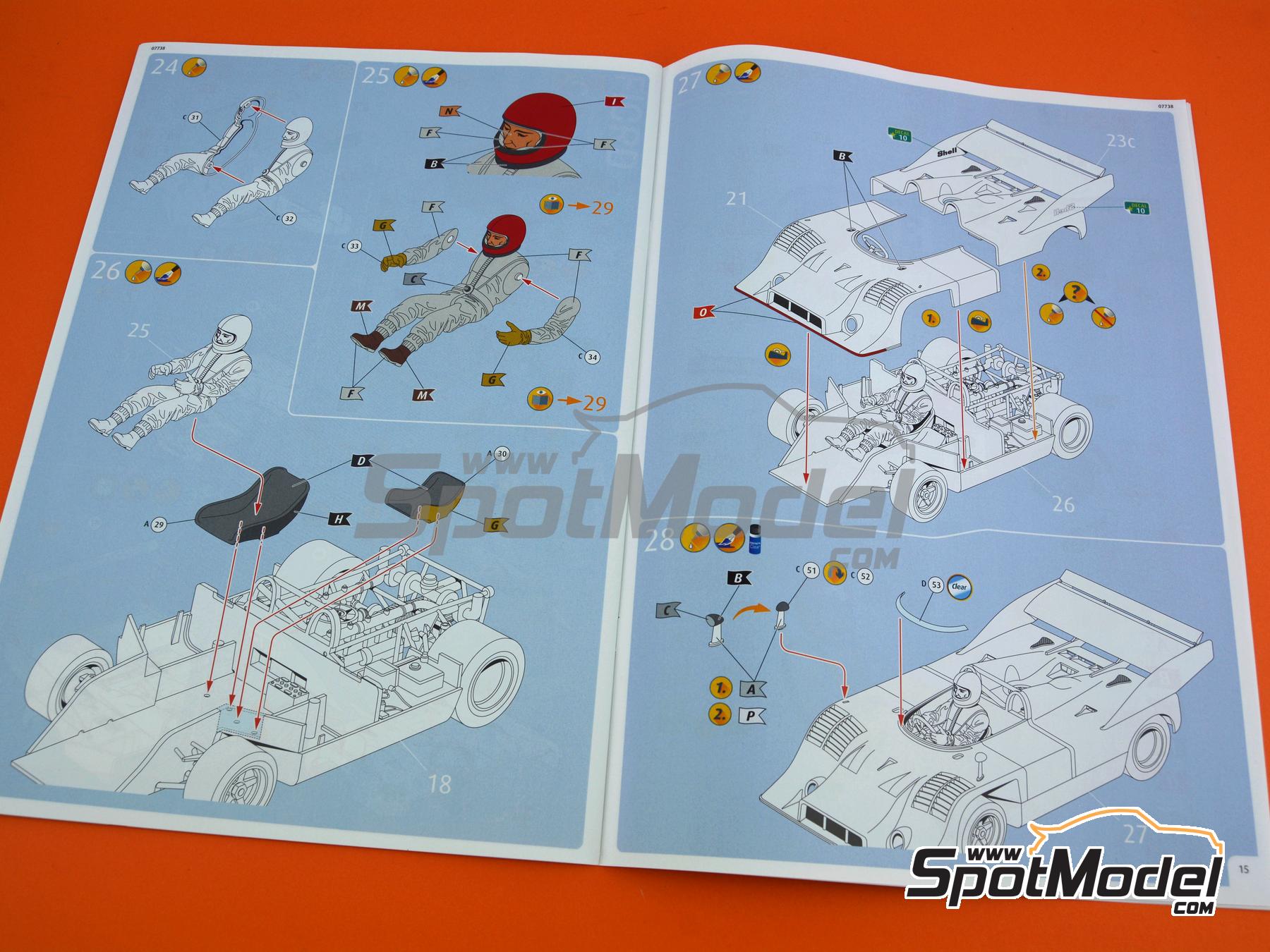 Image 16: Porsche 917/10 Martini Racing Team - Interserie 1974 | Scale model kit in 1/32 scale manufactured by Revell (ref. REV07738, also 4009803077383 and 07738)