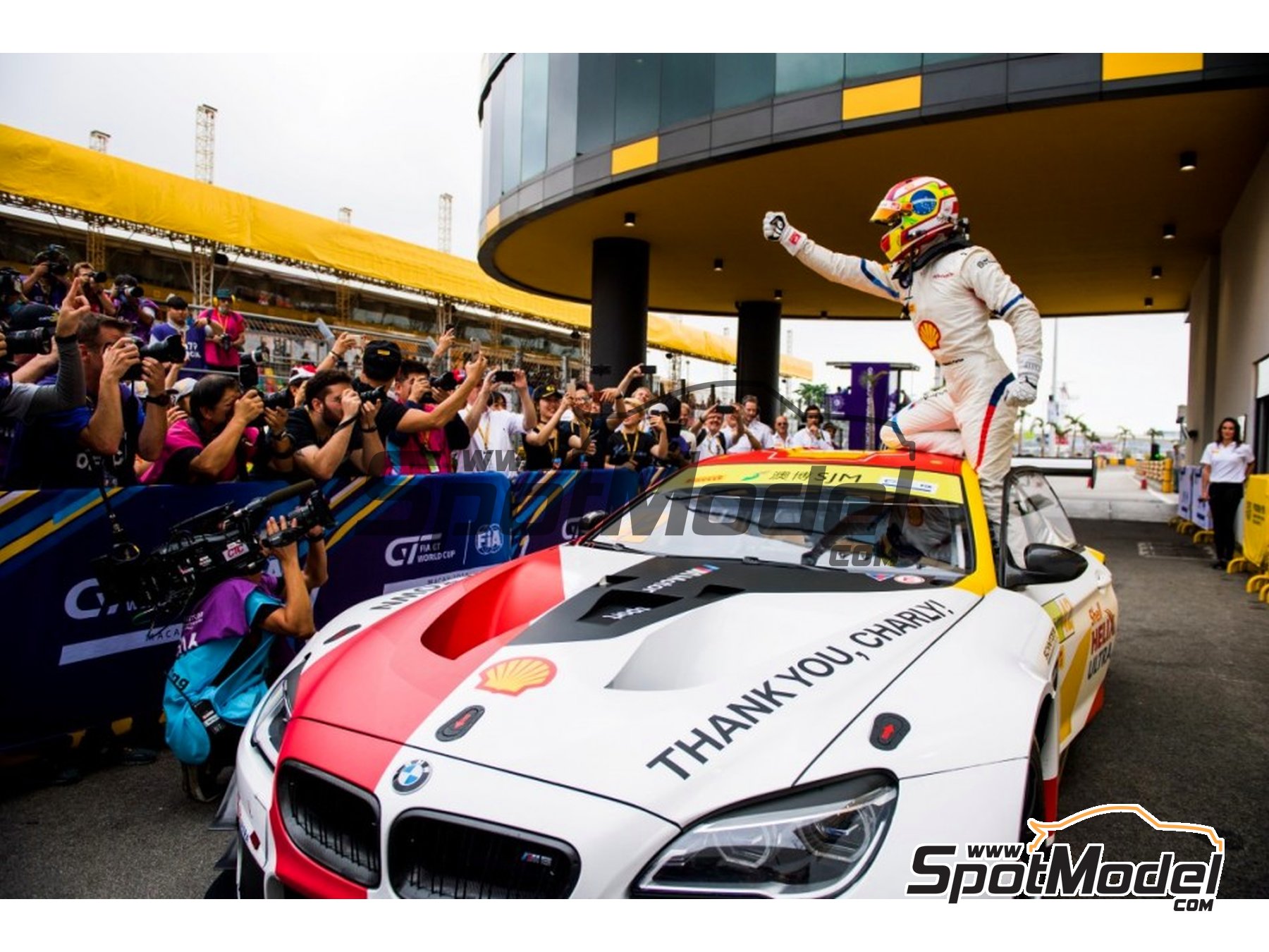Image 8: BMW M6 GT3 Equipo Schnitzer Shell - Macau FIA GT World Cup Championship 2018 | Decoraci&oacute;n en escala&nbsp;1/24 fabricado por SK Decals (ref.&nbsp;SK-24081, tambien SK24081)