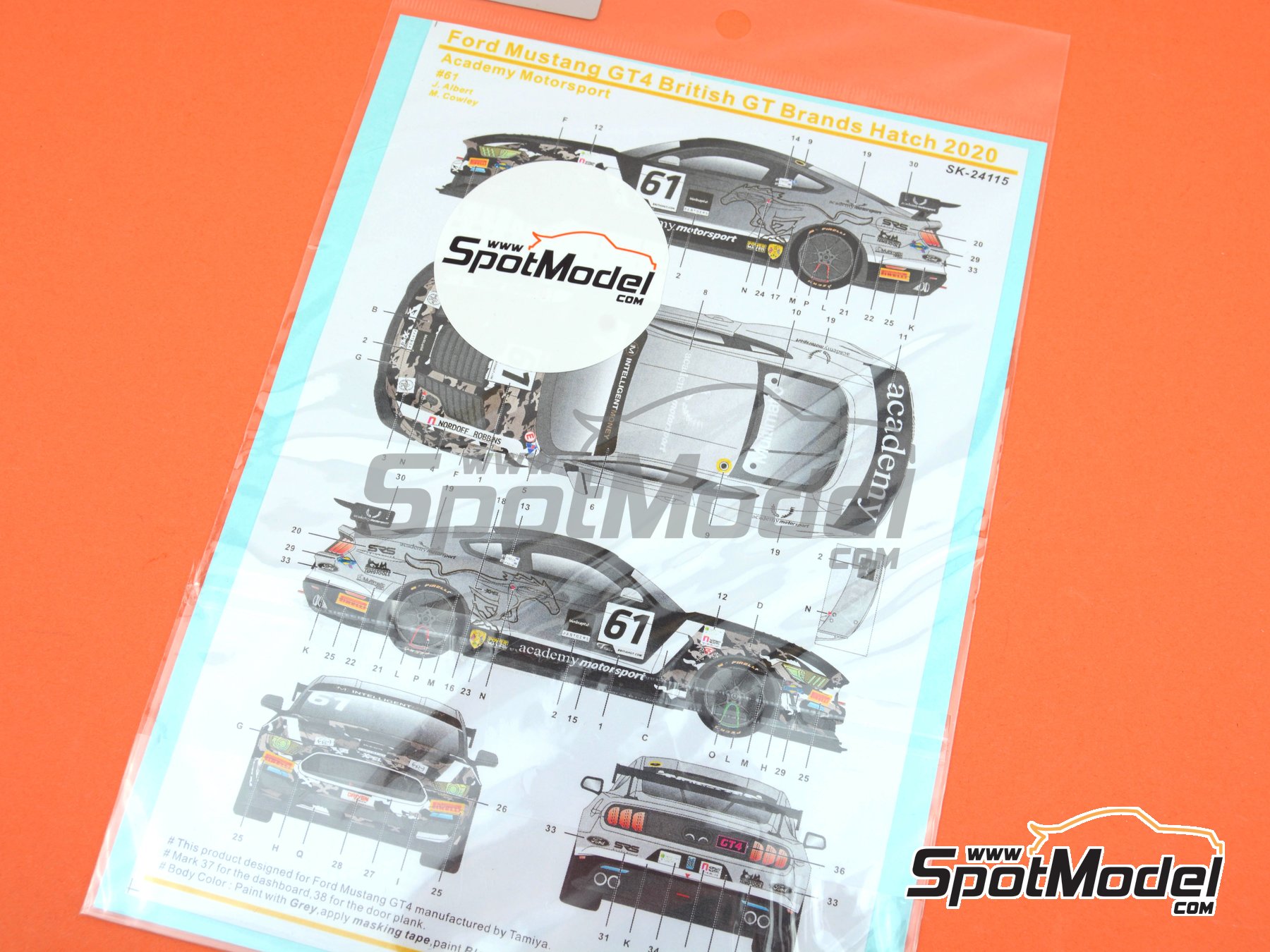 Image 2: Ford Mustang GT4 Equipo Academy Motorsport - British GT Brands Hatch 2020 | Decoraci&oacute;n en escala&nbsp;1/24 fabricado por SK Decals (ref.&nbsp;SK-24115, tambien SK24115)