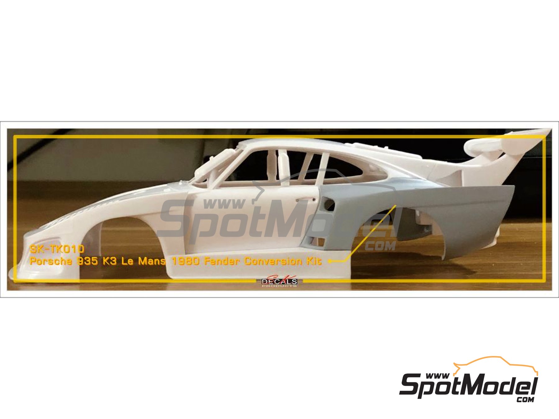 Image 1: Porsche Kremer 935 K3 Fender -  1980 | Transkit in 1/24 scale manufactured by SK Decals (ref.&nbsp;SK-TK010)