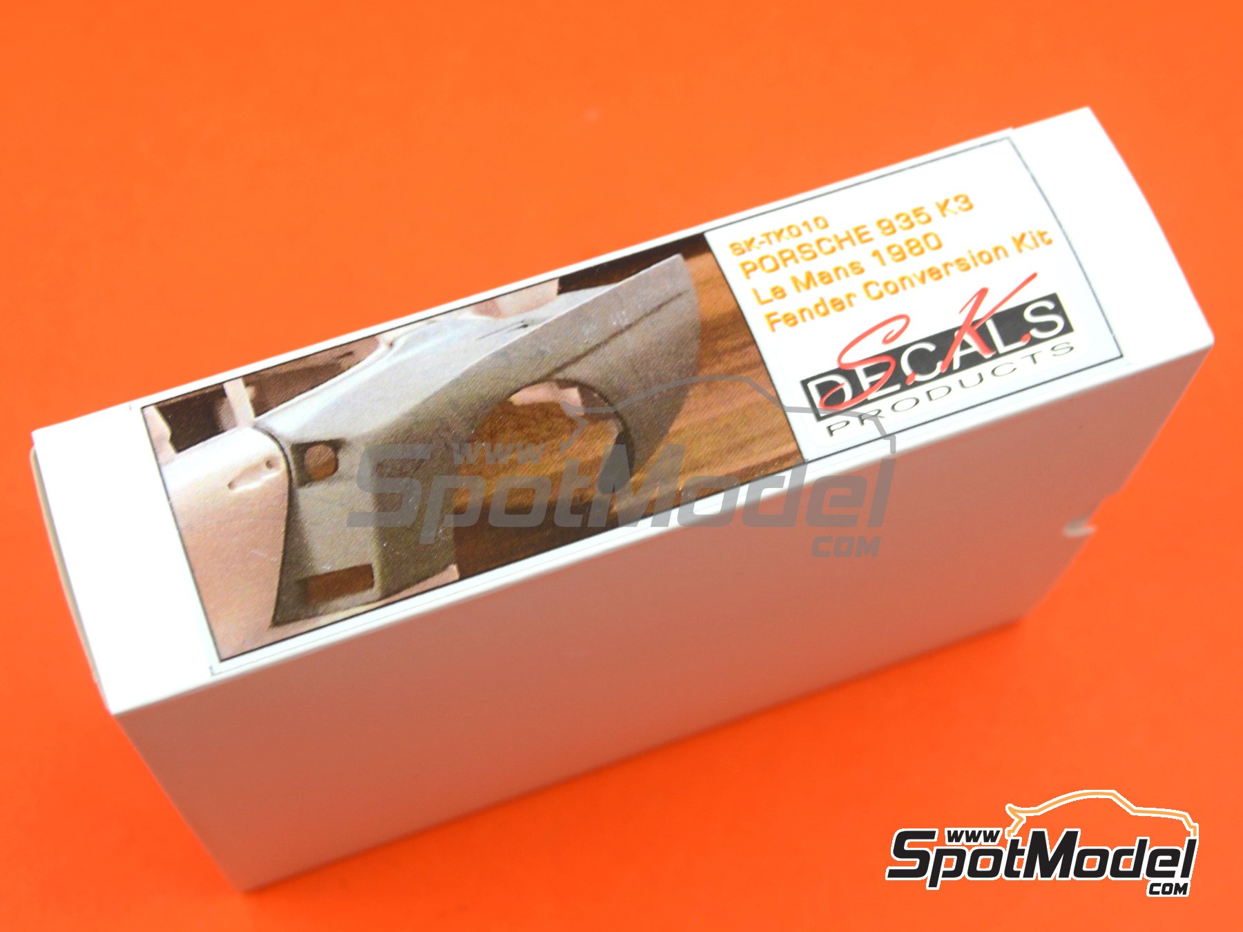 Image 9: Porsche Kremer 935 K3 Fender -  1980 | Transkit in 1/24 scale manufactured by SK Decals (ref.&nbsp;SK-TK010)