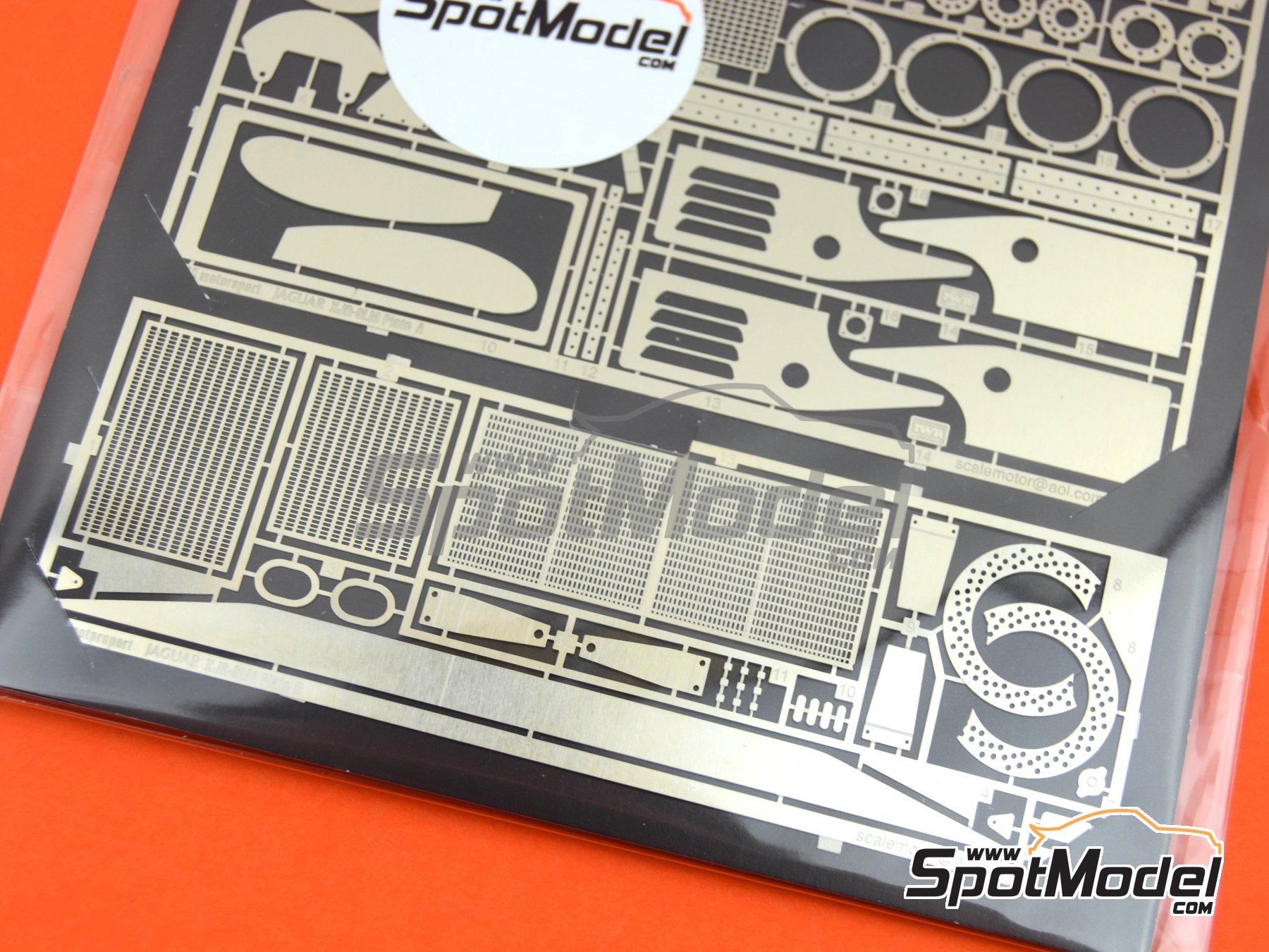 Image 3: Jaguar XJR-9 LM | Set de mejora y detallado en escala&nbsp;1/24 fabricado por Scale Motorsport (ref.&nbsp;SM8114, tambien 8114)