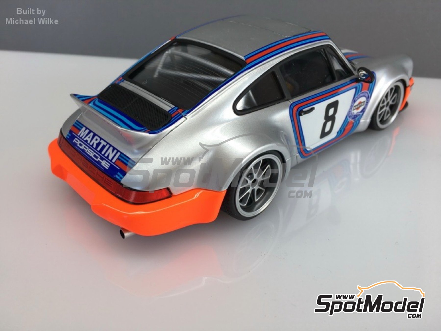 Image 3: Porsche 911 RS 1973 engine cover without grille | Detail in 1/24 scale manufactured by Scale Production (ref. SP-HAU-RS)