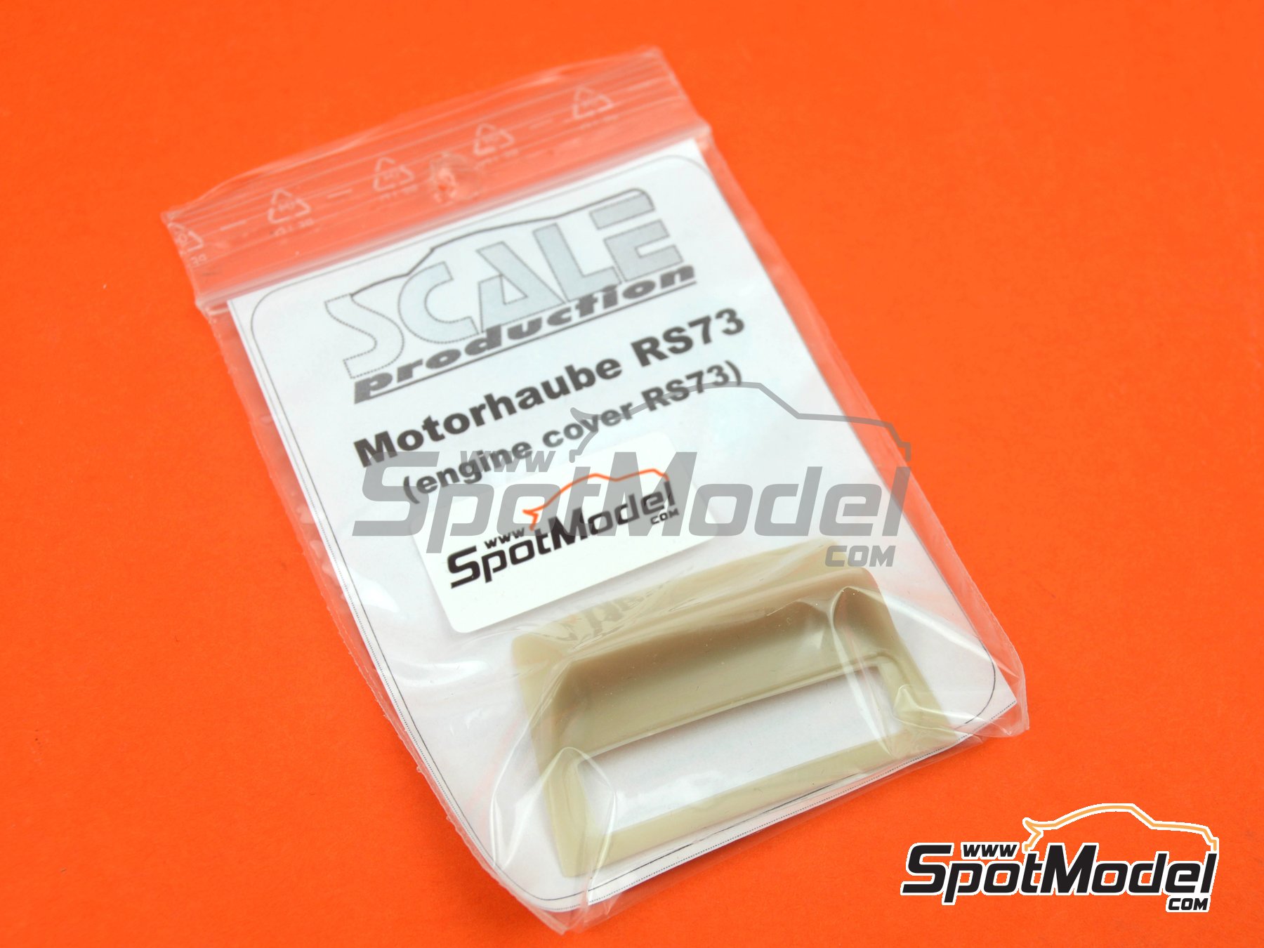 Image 8: Porsche 911 RS 1973 engine cover without grille | Detail in 1/24 scale manufactured by Scale Production (ref. SP-HAU-RS)