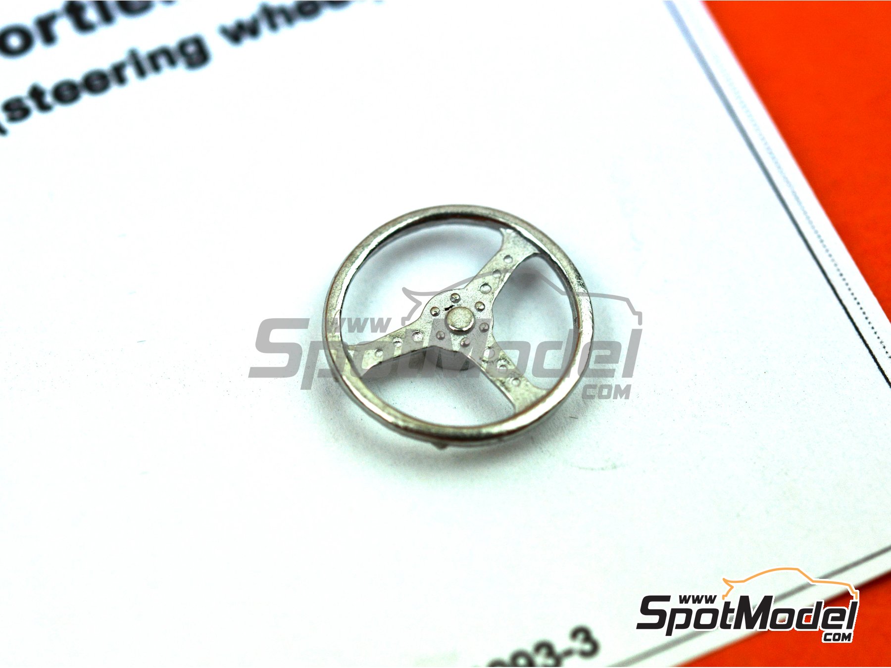 Image 2: Volante de tres radios | Volante en escala&nbsp;1/24 fabricado por Scale Production (ref.&nbsp;SP24093-3, tambien 24093-3)