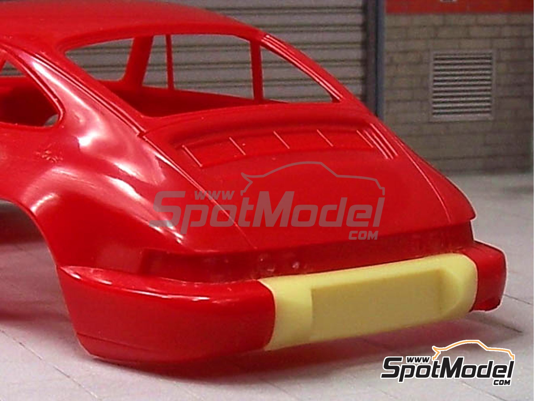 Image 1: Porsche 964 RS bumper | Transkit in 1/24 scale manufactured by Scale Production (ref.&nbsp;SP24231)