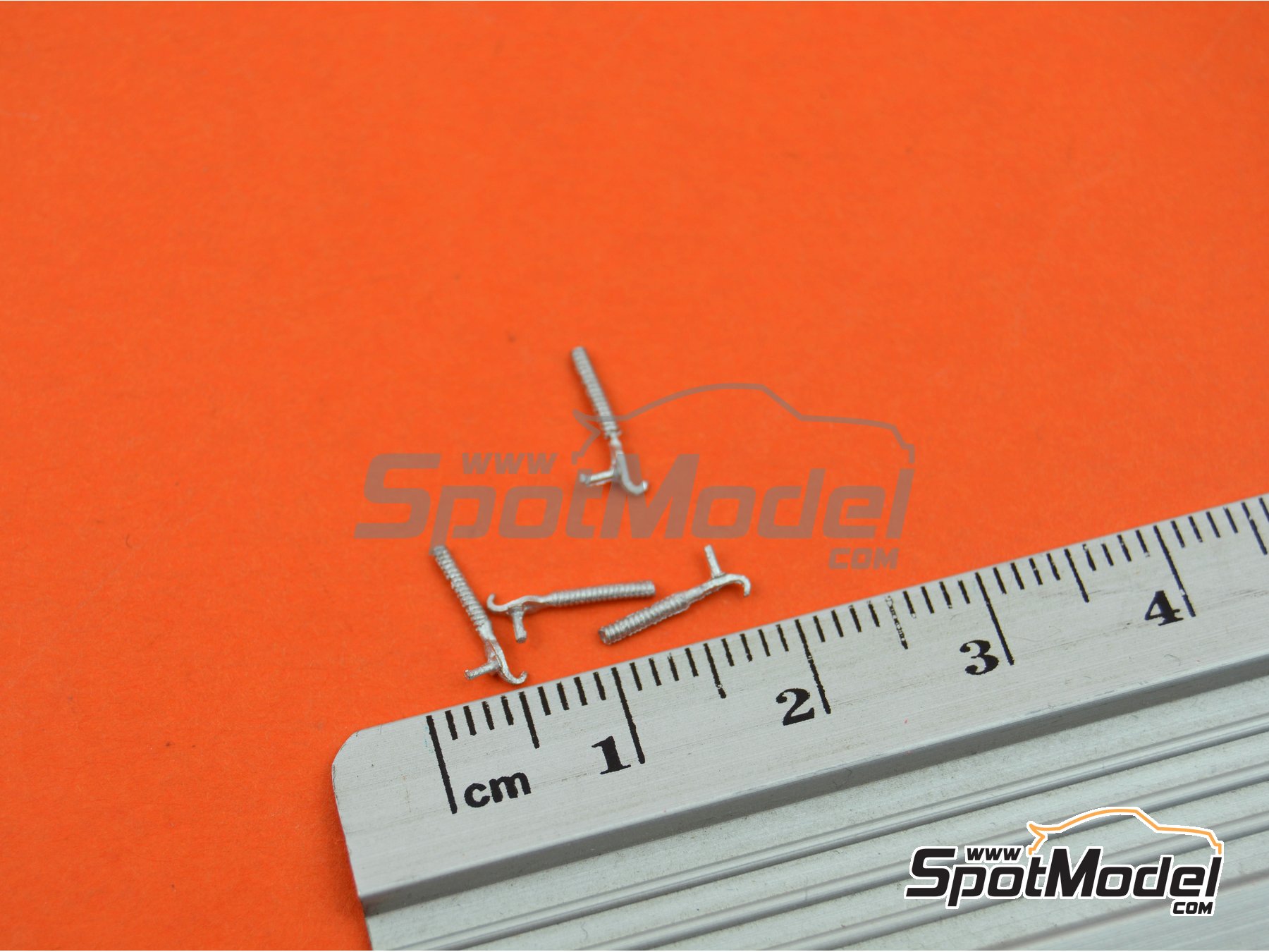 Image 2: Spring hood pins | Bonnet pins in 1/24 scale manufactured by Scale Production (ref.&nbsp;SP24242)