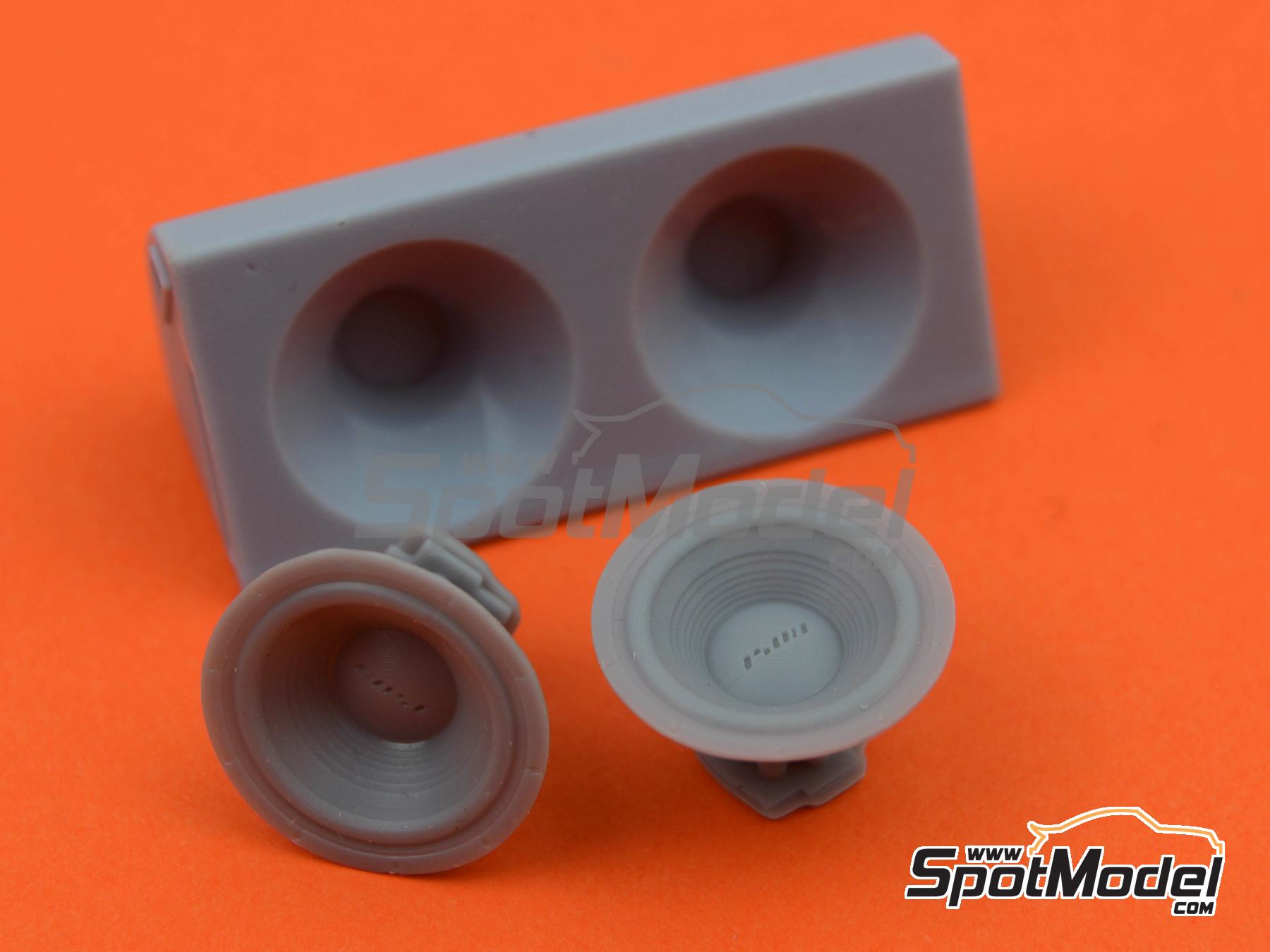 Image 3: Bass-Box | Detail in 1/24 scale manufactured by Scale Production (ref.&nbsp;SP24337-2, also SP24337#2)