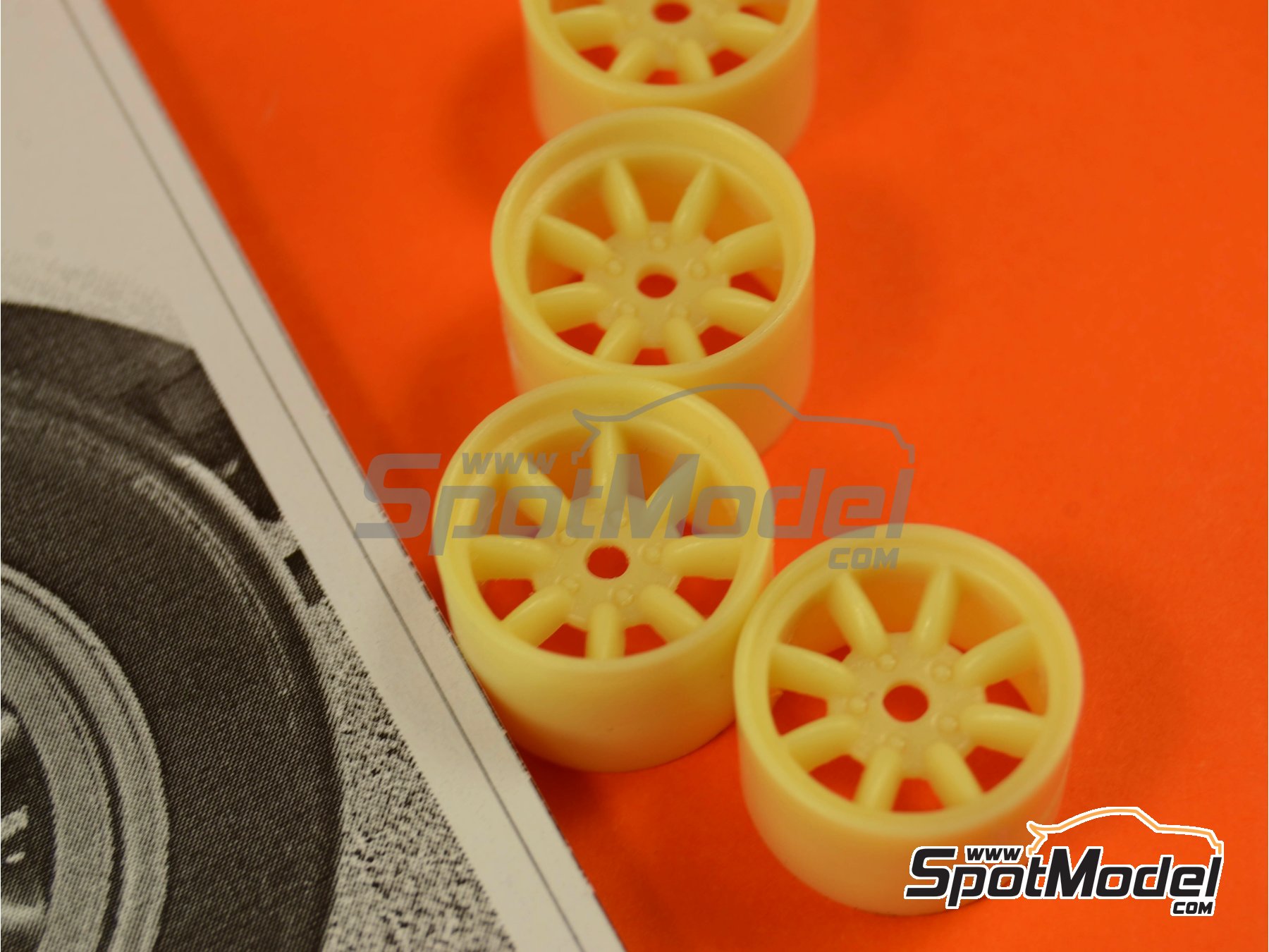 Image 3: Minilite de 15 pulgadas | Llantas en escala&nbsp;1/24 fabricado por Scale Production (ref.&nbsp;SPRF24067)