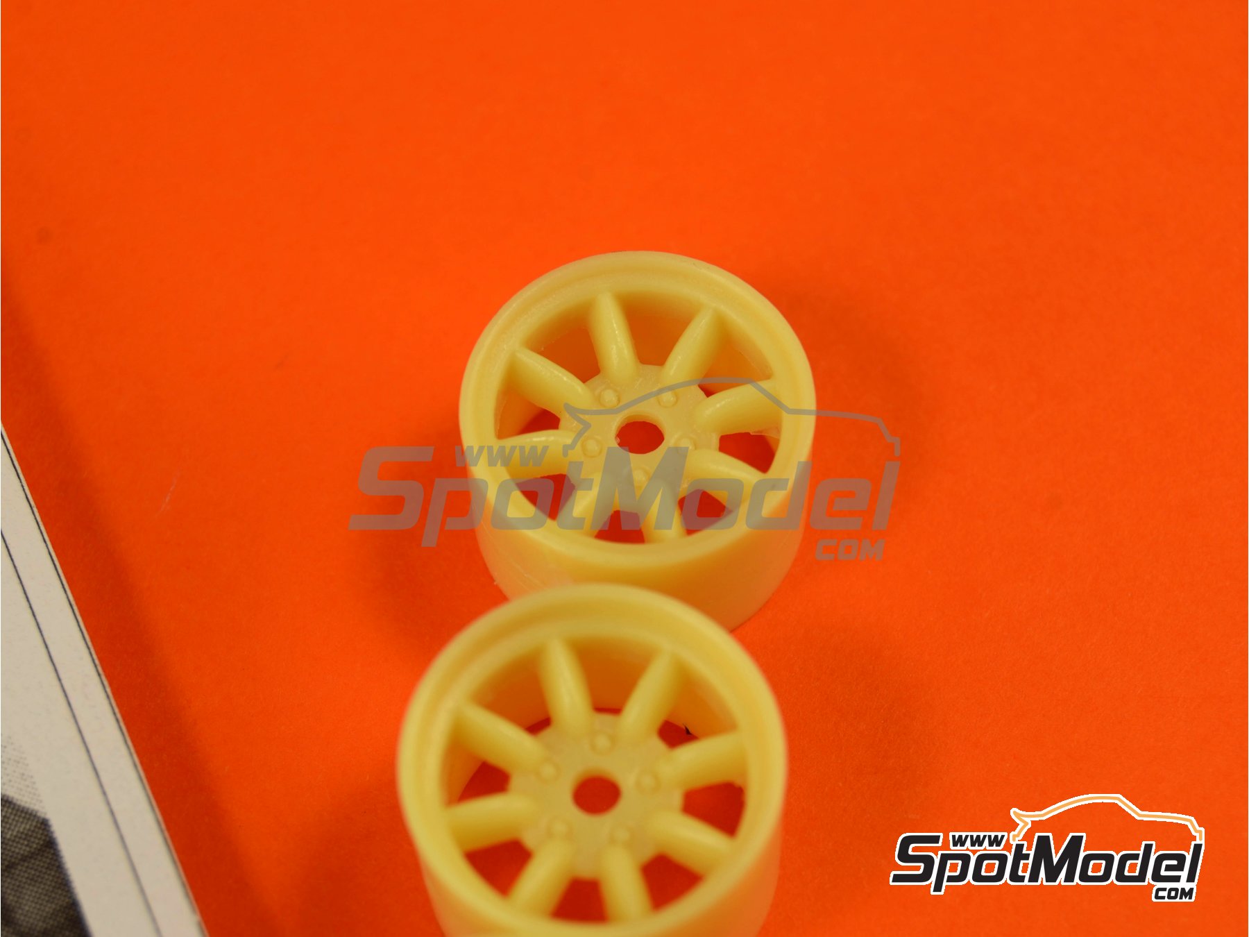 Image 4: Minilite de 15 pulgadas | Llantas en escala&nbsp;1/24 fabricado por Scale Production (ref.&nbsp;SPRF24067)