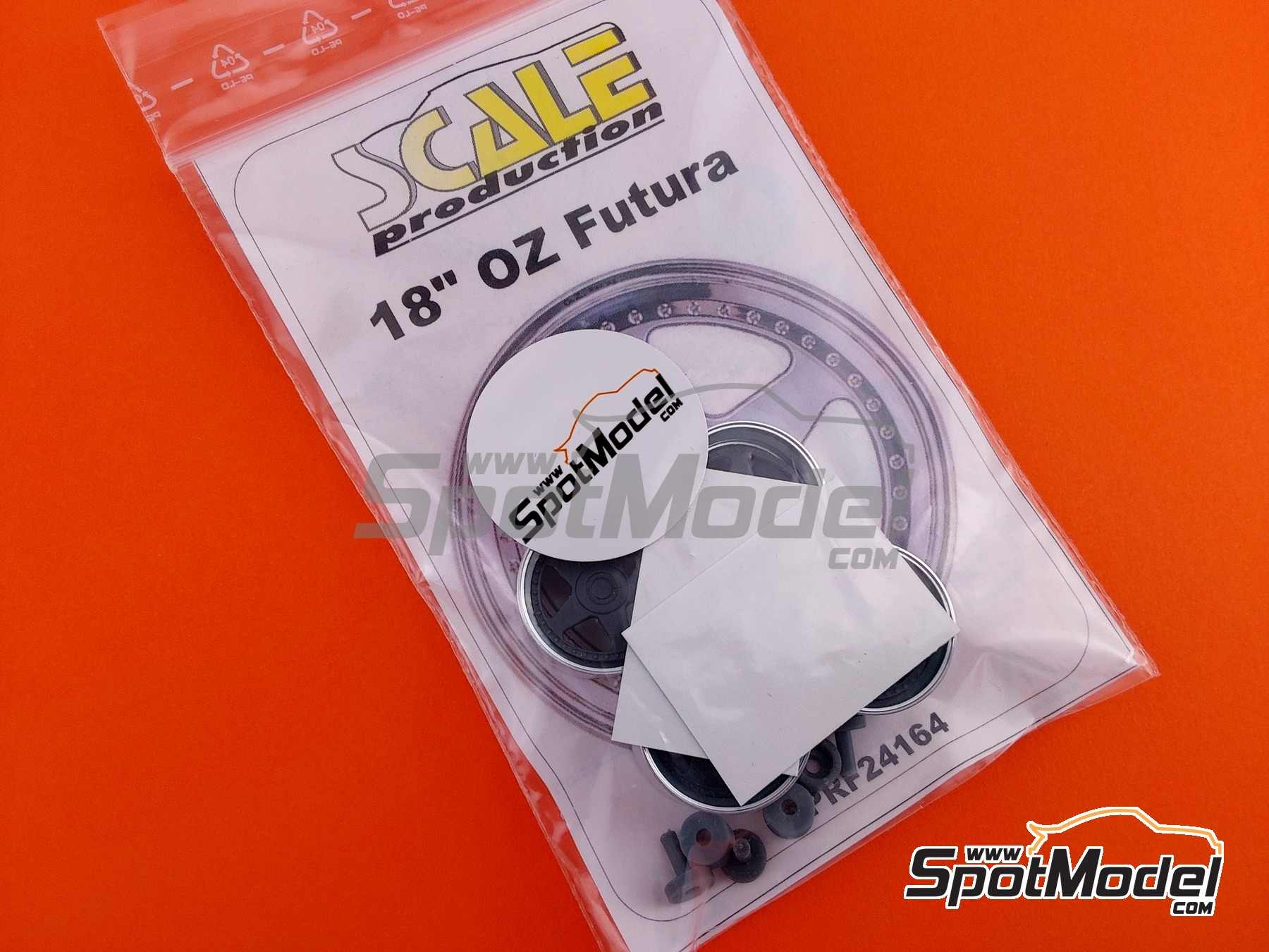 Image 6: OZ Futura 18 inches | Rims in 1/24 scale manufactured by Scale Production (ref. SPRF24164)