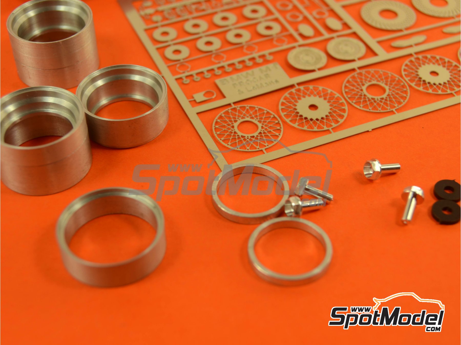 Image 3: BMW M1 Grupo B Procar | Set de mejora y detallado en escala&nbsp;1/24 fabricado por Scale Production (ref.&nbsp;SPTK24013)