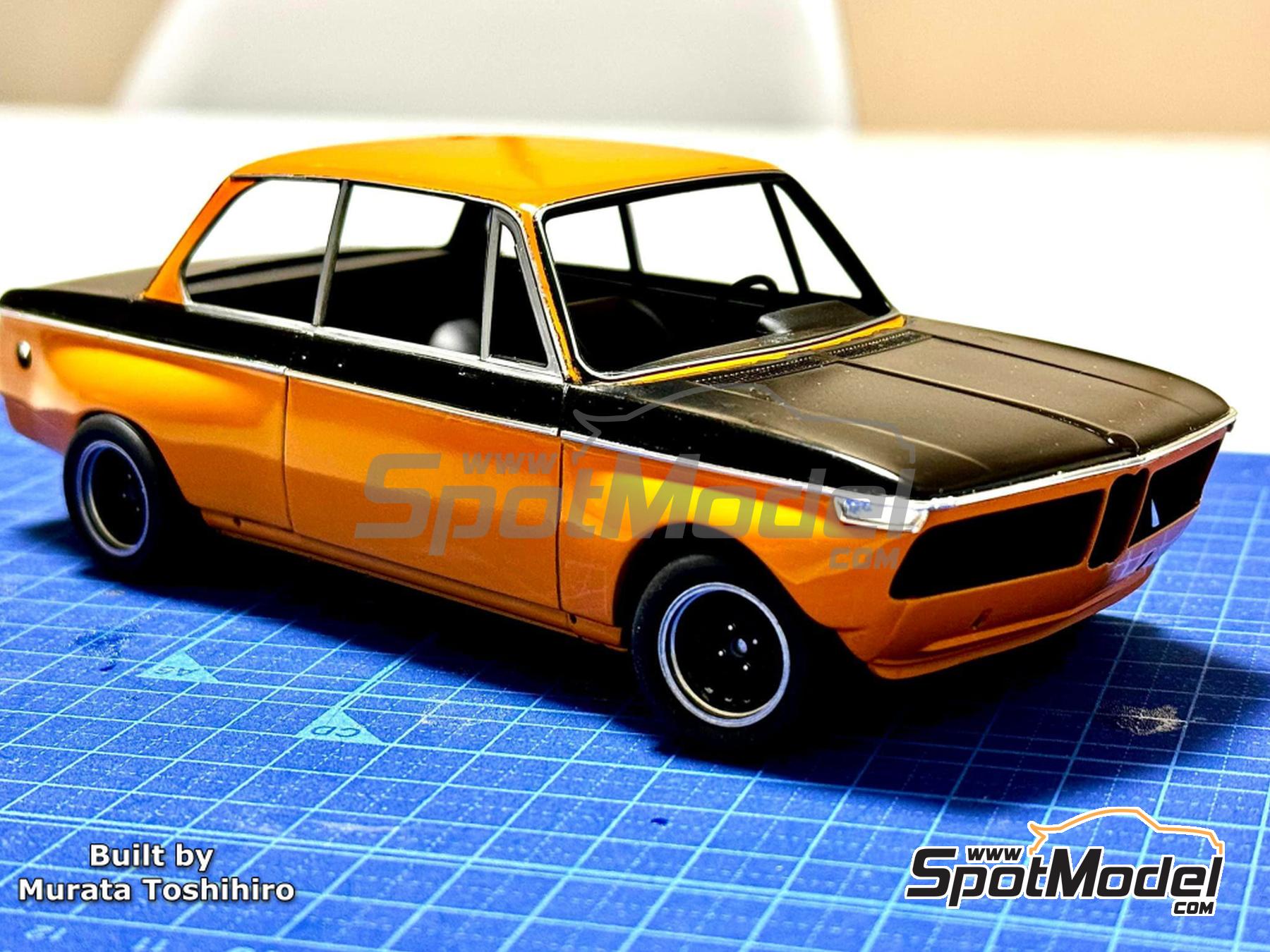 Image 2: BMW 1600/2002 conversión a versión de calle | Transkit en escala 1/24 fabricado por Scale Production (ref. SPTK24063S)