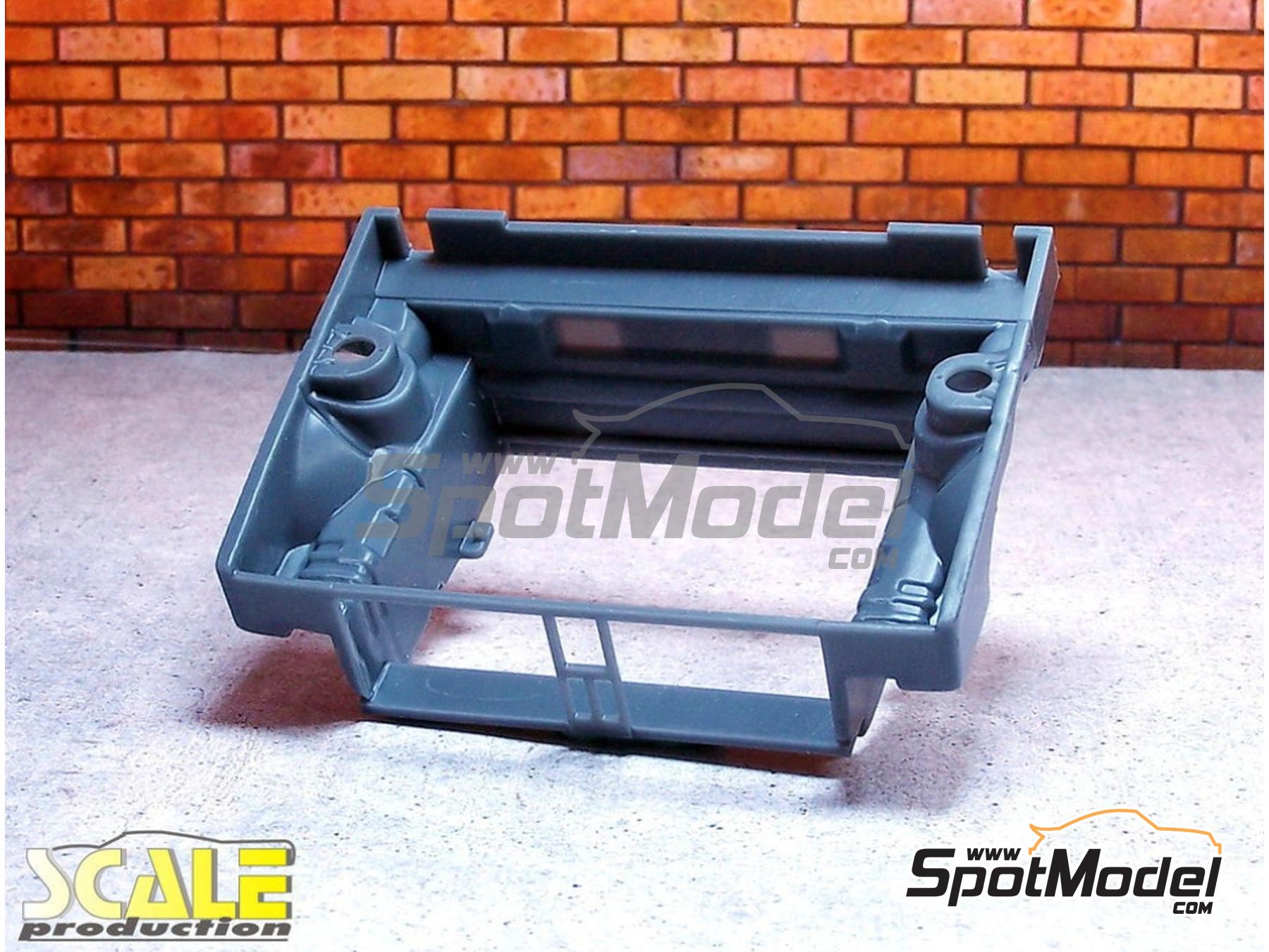 Image 1: Volkswagen Golf MK.I racecar engine bay | Detail in 1/24 scale manufactured by Scale Production (ref.&nbsp;SPTK24065M)