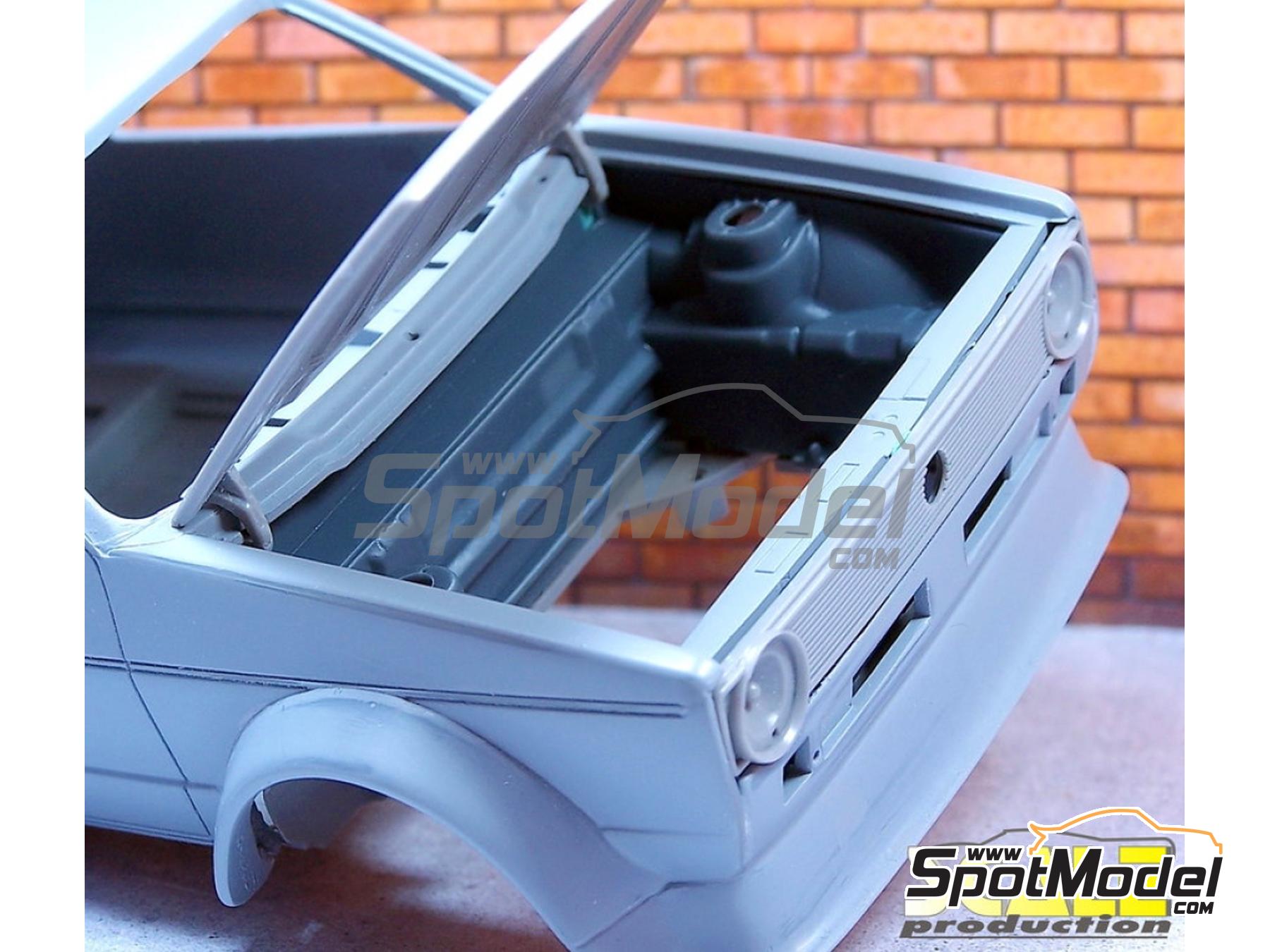 Image 2: Volkswagen Golf MK.I racecar engine bay | Detail in 1/24 scale manufactured by Scale Production (ref.&nbsp;SPTK24065M)