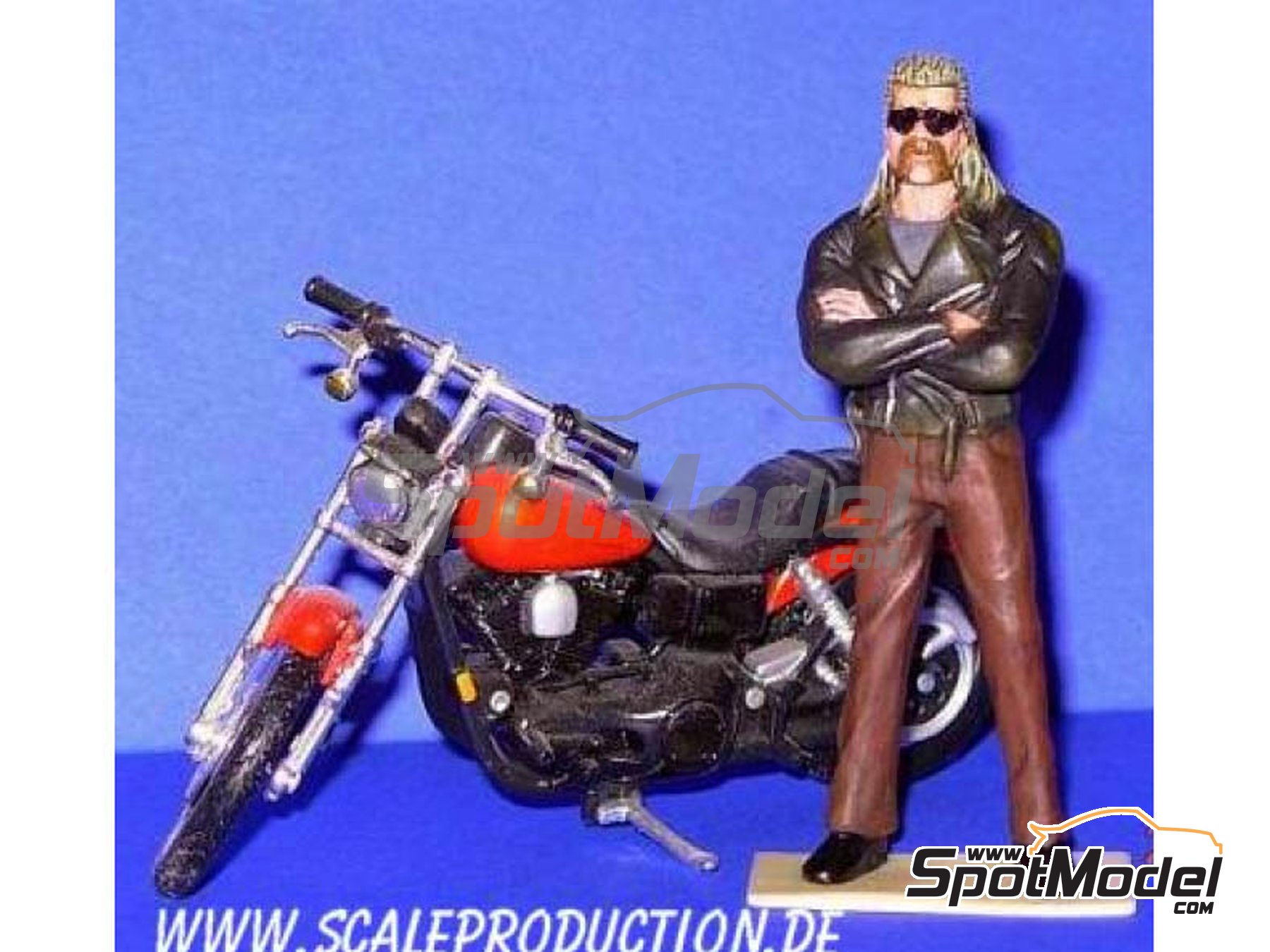 Image 1: Biker Paul | Figure in 1/24 scale manufactured by Scale Production (ref.&nbsp;TMF24003)