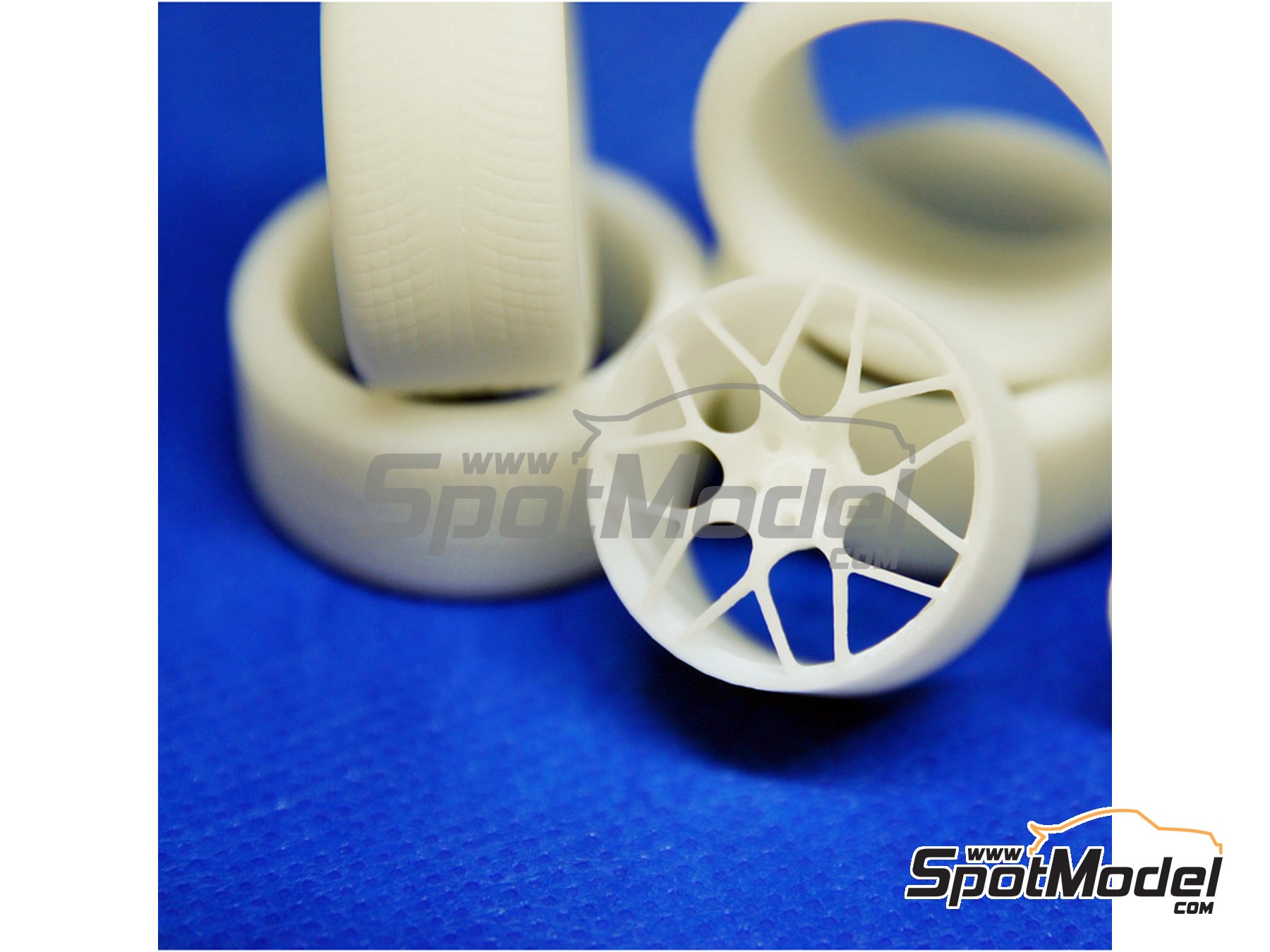 Image 4: FF_HR 21 inches | Rims and tyres set in 1/24 scale manufactured by ScaleLab 24 (ref.&nbsp;SL01-002)