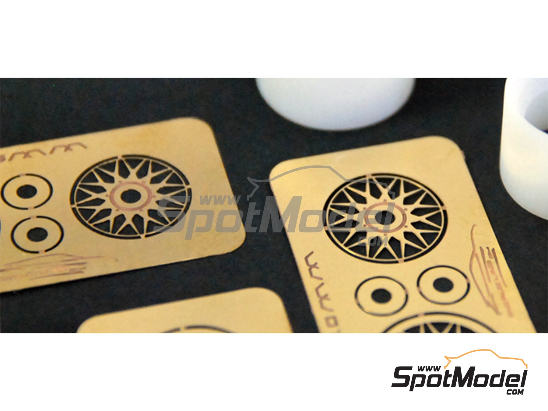 Image 2: BBS 15 pulgadas | Llantas en escala&nbsp;1/24 fabricado por ScaleLab 24 (ref.&nbsp;SL01-026)