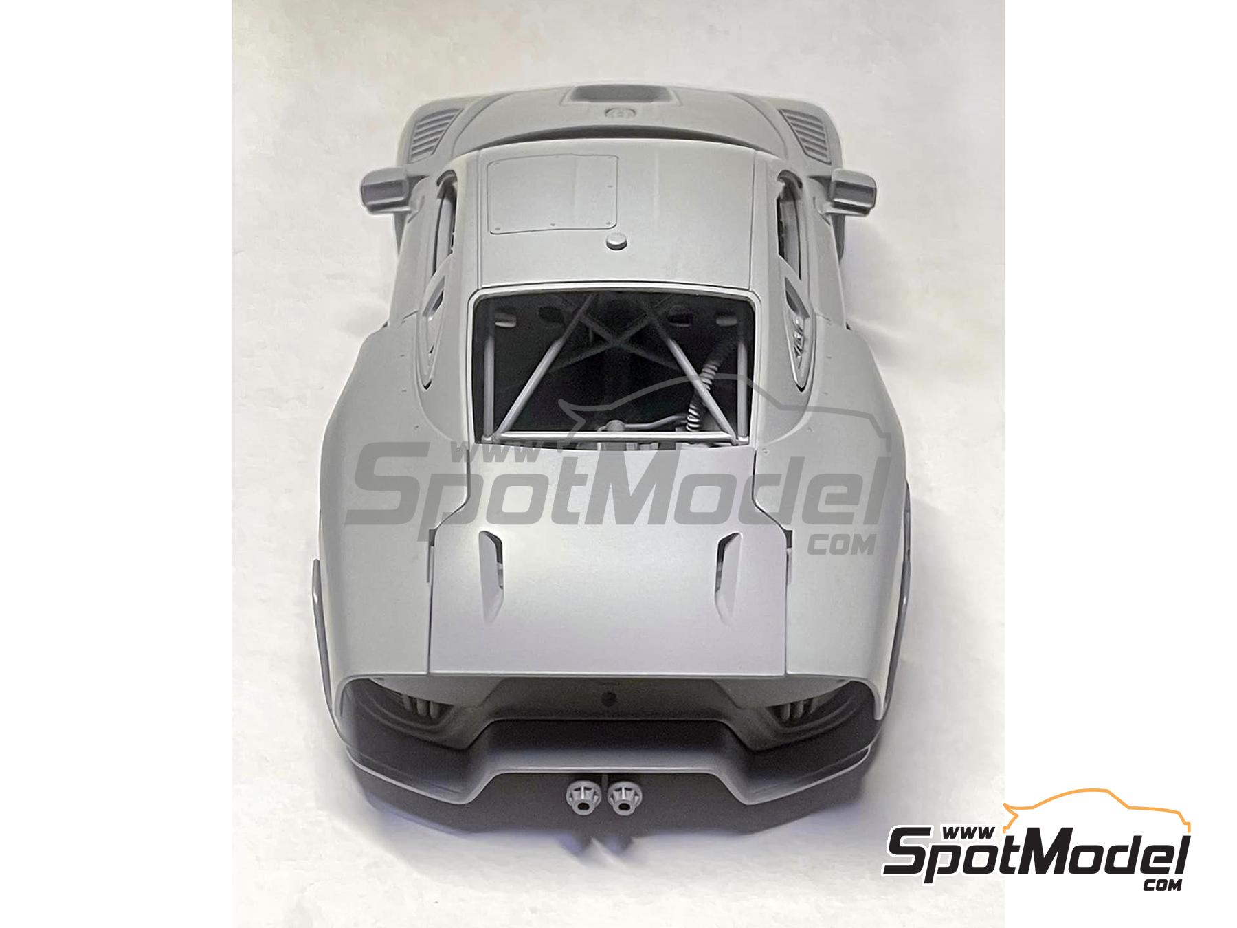 Image 8: Porsche 935/19 | Maqueta de coche en escala&nbsp;1/24 fabricado por ScaleLab 24 (ref.&nbsp;SL05-001, tambien KB08-18 y PZY-017)