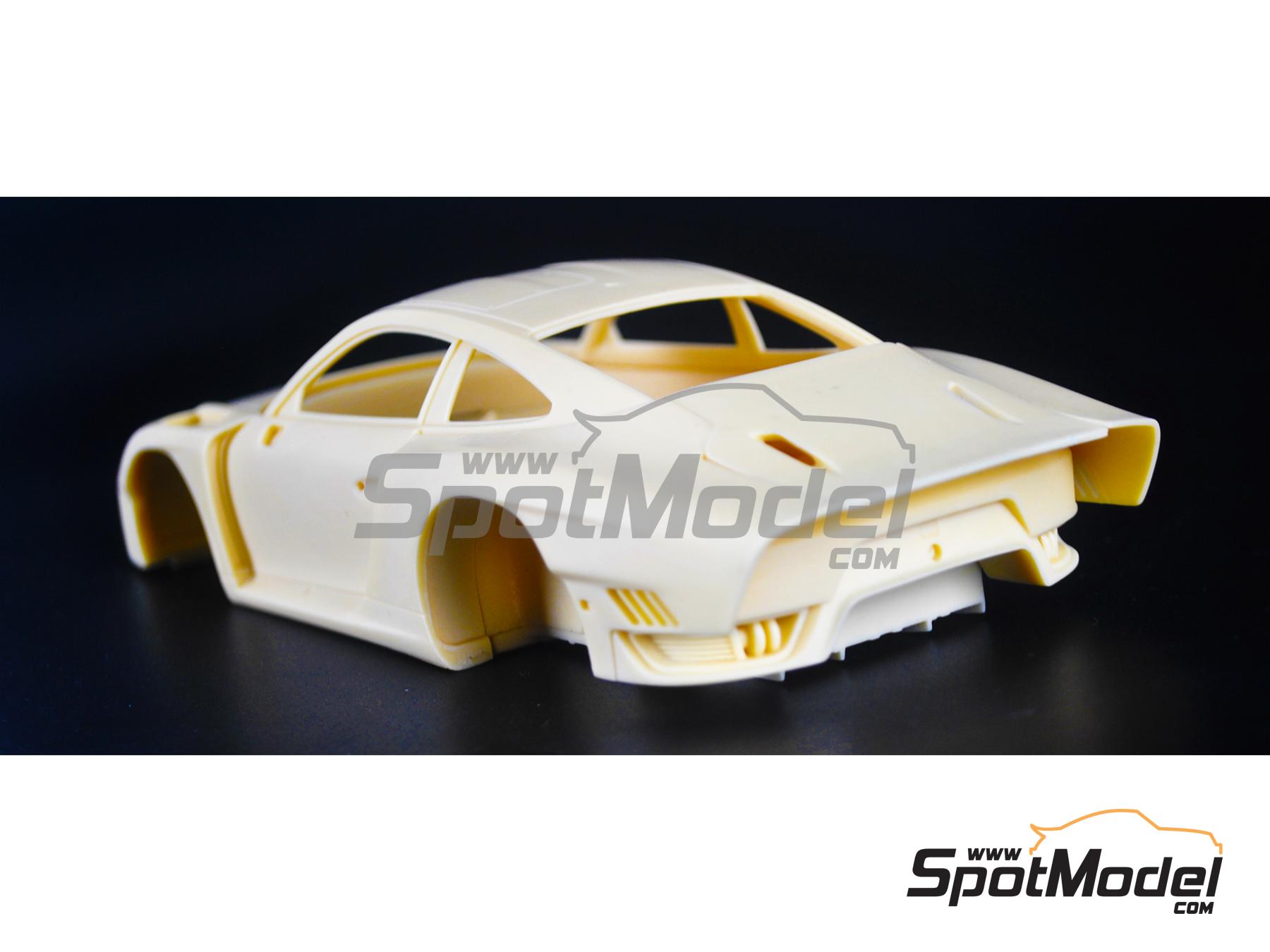 Image 28: Porsche 935/19 | Maqueta de coche en escala&nbsp;1/24 fabricado por ScaleLab 24 (ref.&nbsp;SL05-001, tambien KB08-18 y PZY-017)