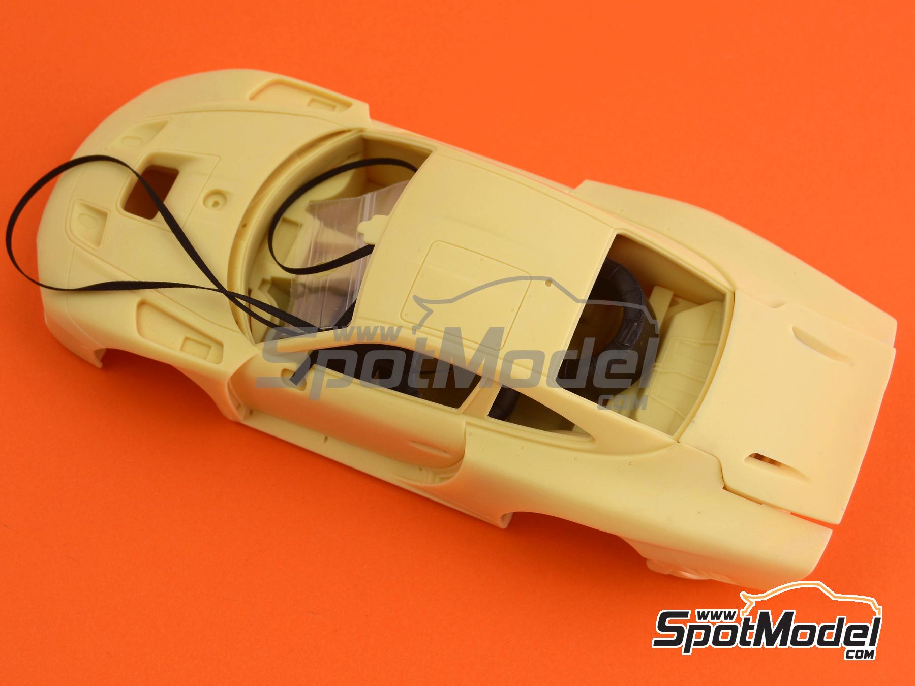 Image 46: Porsche 935/19 | Maqueta de coche en escala&nbsp;1/24 fabricado por ScaleLab 24 (ref.&nbsp;SL05-001, tambien KB08-18 y PZY-017)