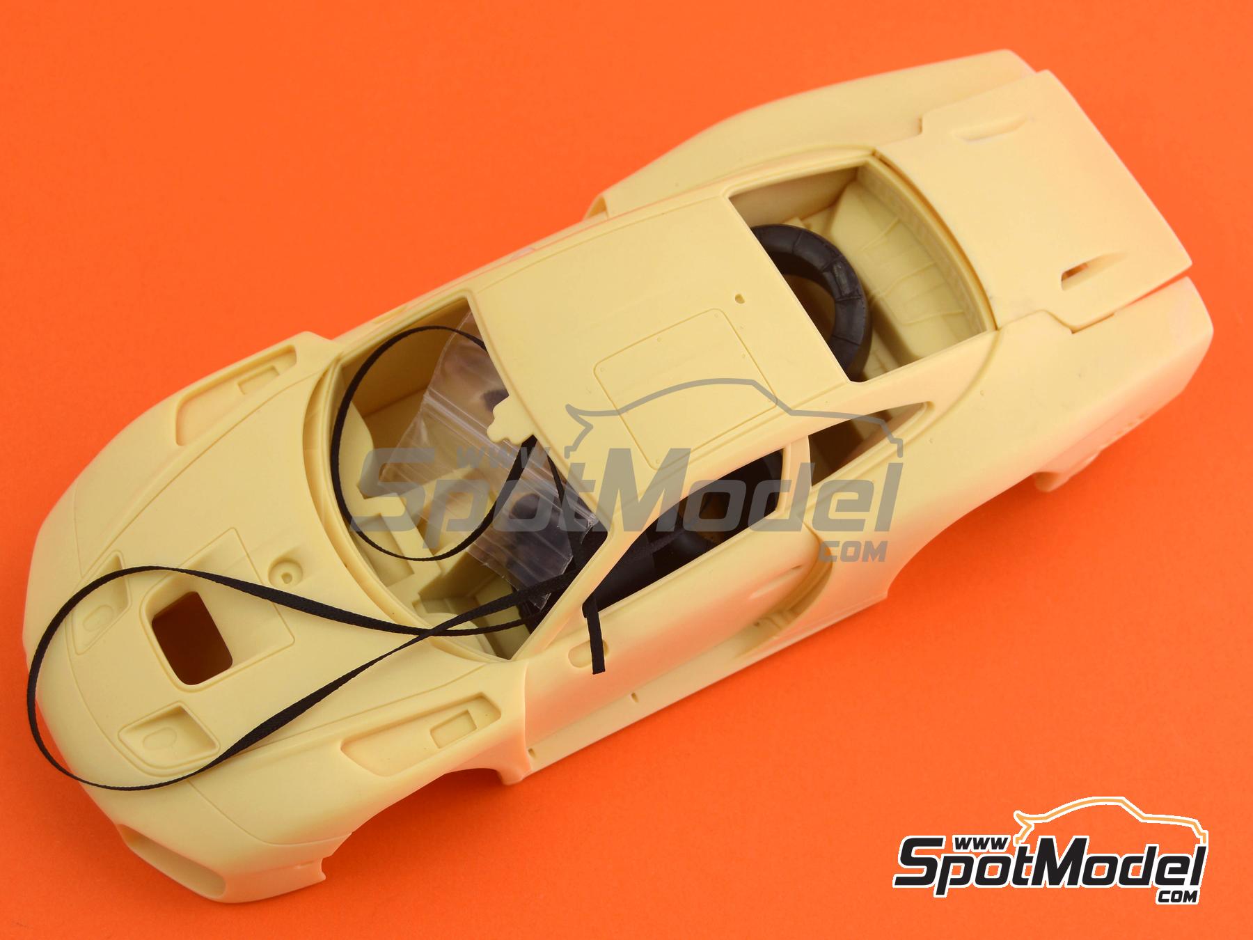 Image 47: Porsche 935/19 | Maqueta de coche en escala&nbsp;1/24 fabricado por ScaleLab 24 (ref.&nbsp;SL05-001, tambien KB08-18 y PZY-017)