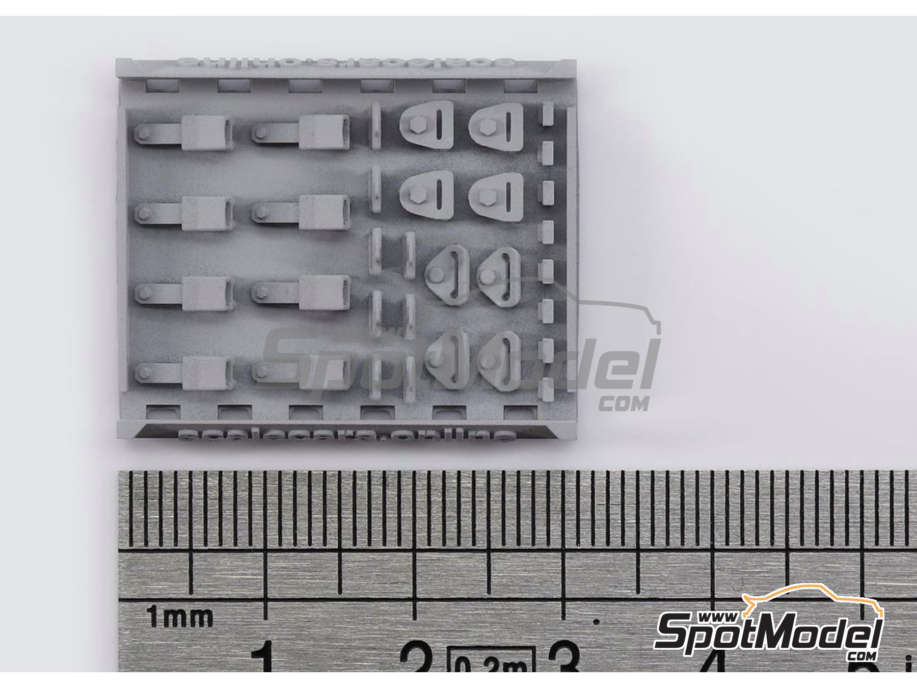 Image 4: Road seatbelt buckles | Detail in 1/24 scale manufactured by Scalecars.Online (ref.&nbsp;SCO-R021)