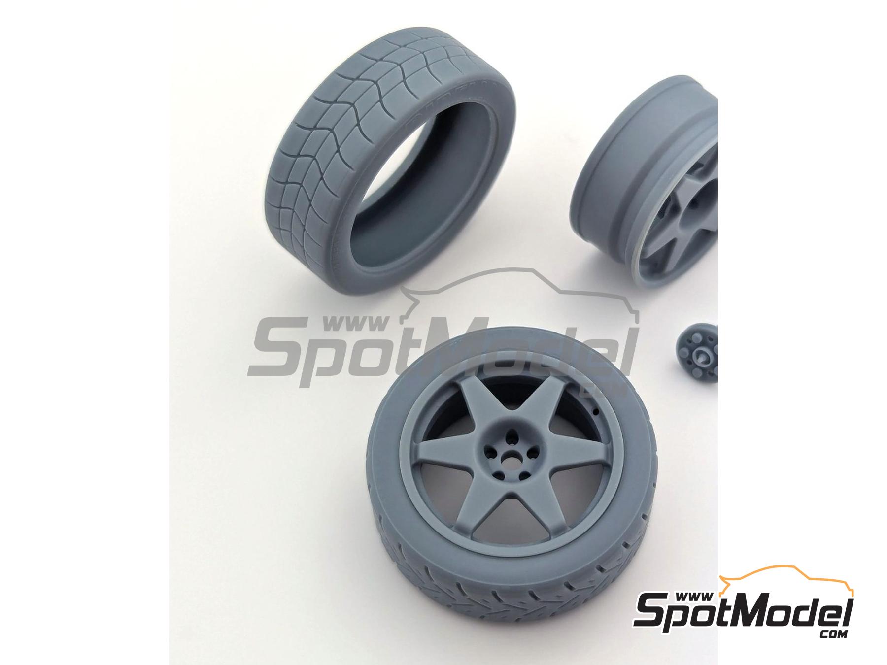 Image 3: Pirelli RE | Tyre set in 1/24 scale manufactured by Scalecars.Online (ref.&nbsp;SCO-R079)