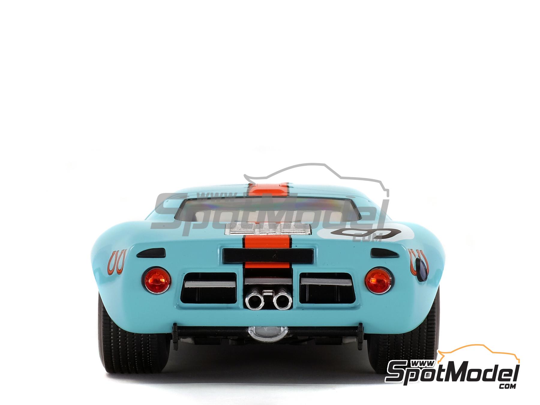 Image 3: Ford GT40 MK I John Wyer Automotive Engineering Team sponsored by Gulf - 24 Hours Le Mans 1968 | Diecast model car in 1/18 scale manufactured by Solido (ref. DIE-60734, also 3663506006227 and S1803001)