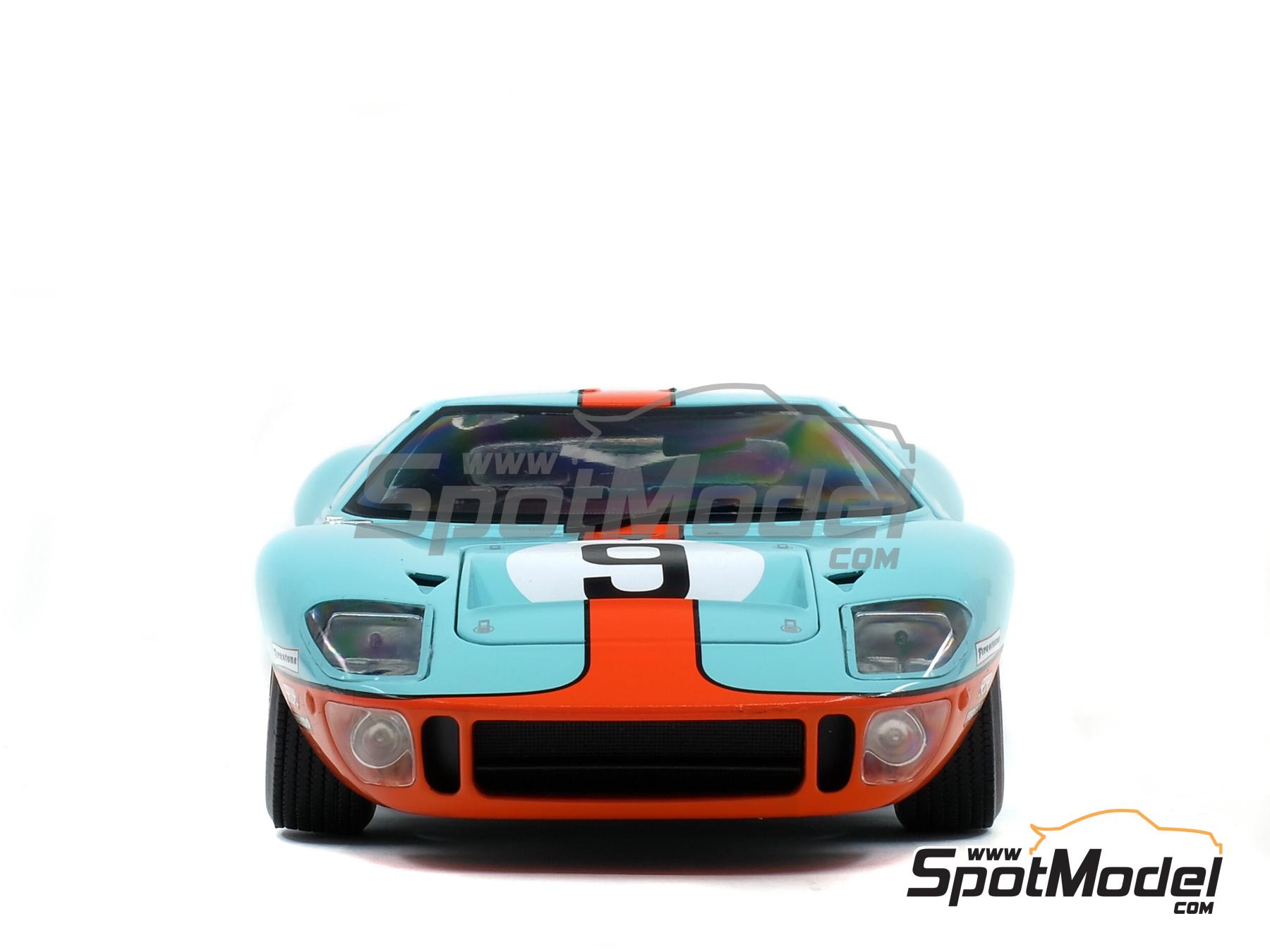 Image 6: Ford GT40 MK I John Wyer Automotive Engineering Team sponsored by Gulf - 24 Hours Le Mans 1968 | Diecast model car in 1/18 scale manufactured by Solido (ref. DIE-60734, also 3663506006227 and S1803001)