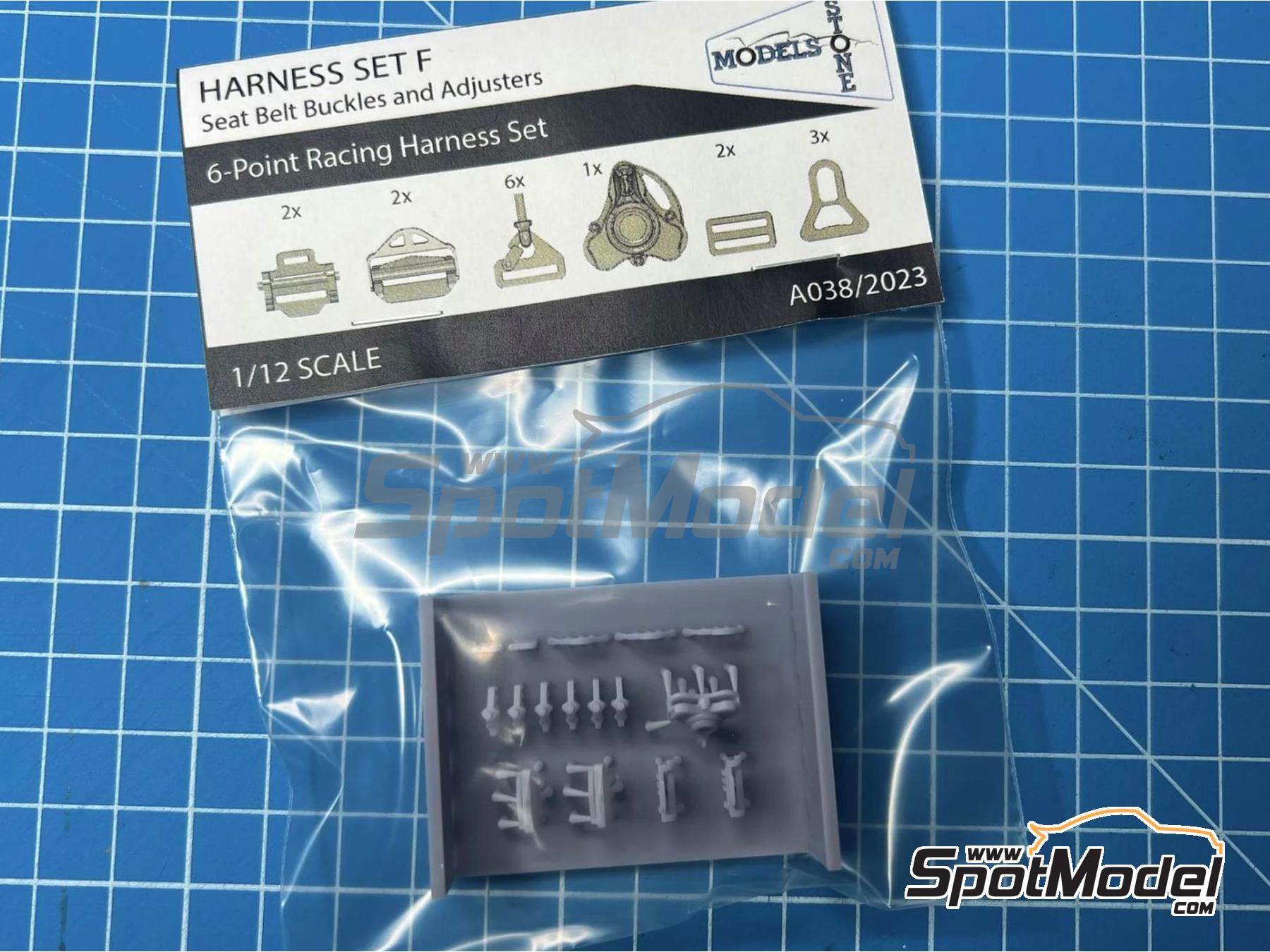 Image 2: 6-Point Racing seatbelt buckles | Seatbelts in 1/12 scale manufactured by Stone Models (ref.&nbsp;A038-2023, also A038/2023)