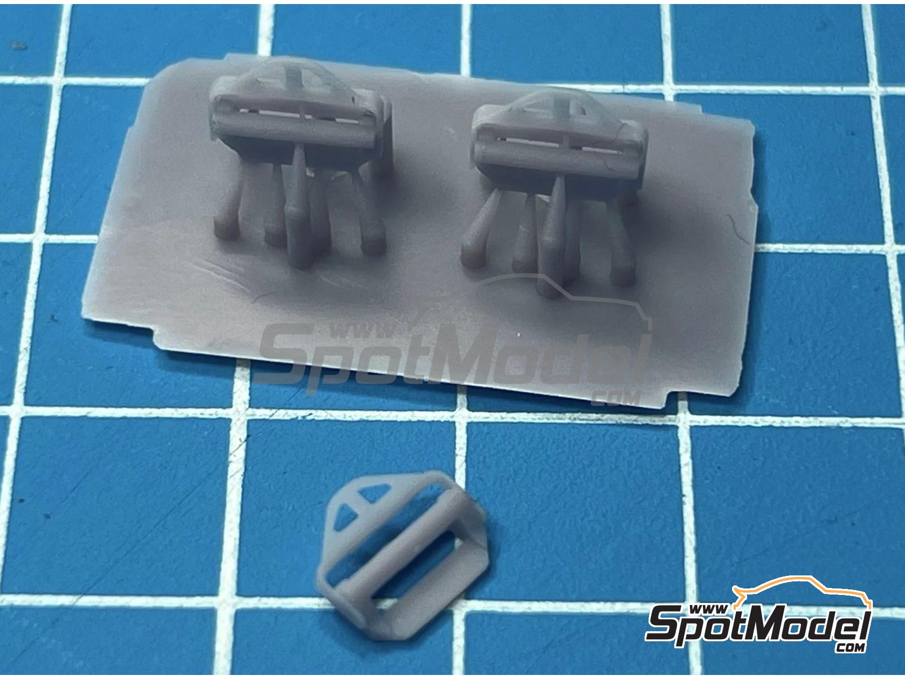 Image 7: 6-Point Racing seatbelt buckles | Seatbelts in 1/12 scale manufactured by Stone Models (ref.&nbsp;A038-2023, also A038/2023)