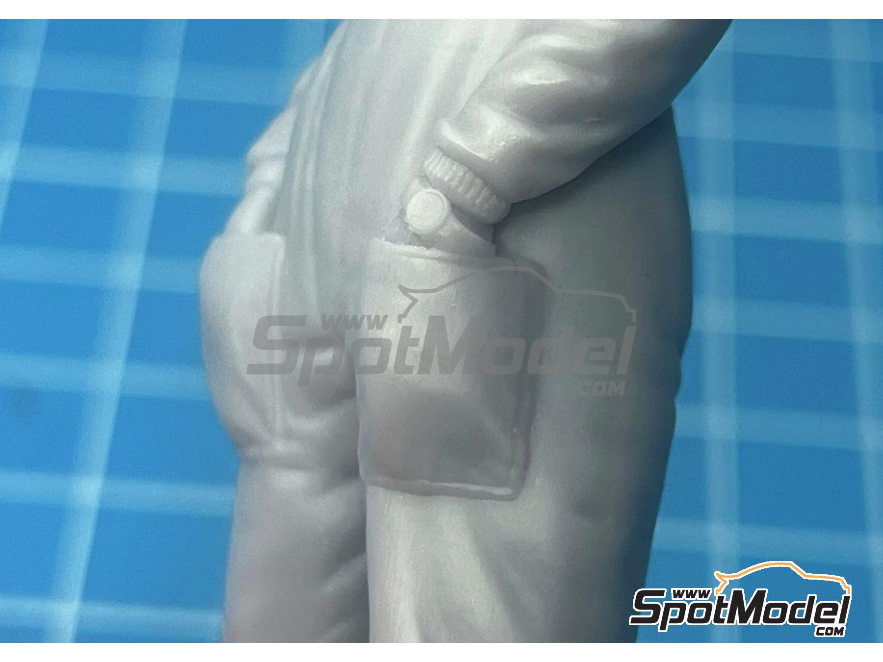 Image 5: Graham Hill | Figure in 1/20 scale manufactured by Stone Models (ref. A041-2023, also A041/2023)