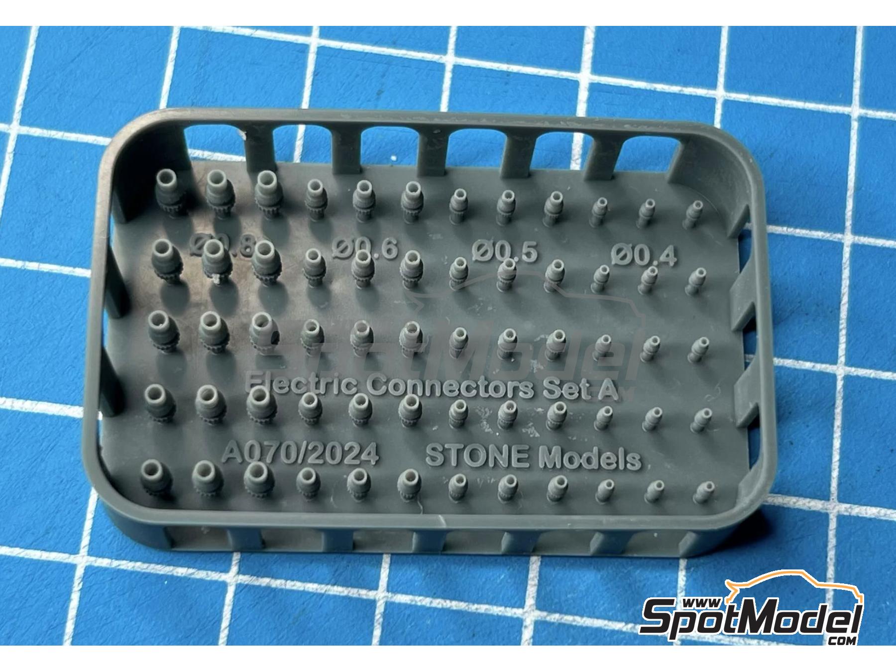 Image 1: Electric Connectors - Set A | Detail in 1/20 scale manufactured by Stone Models (ref.&nbsp;A070-2024, also A070/2024)