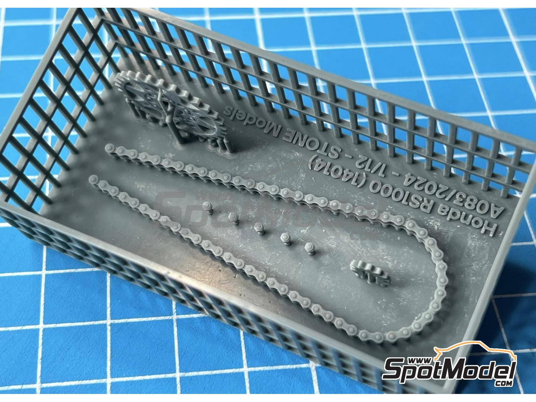 Image 2: Honda RS1000 | Chain set in 1/12 scale manufactured by Stone Models (ref.&nbsp;A083-2024, also A083/2024)
