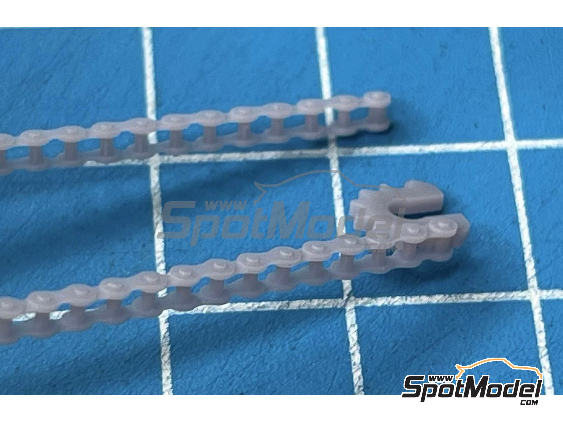 Image 6: Honda RS1000 | Chain set in 1/12 scale manufactured by Stone Models (ref.&nbsp;A083-2024, also A083/2024)