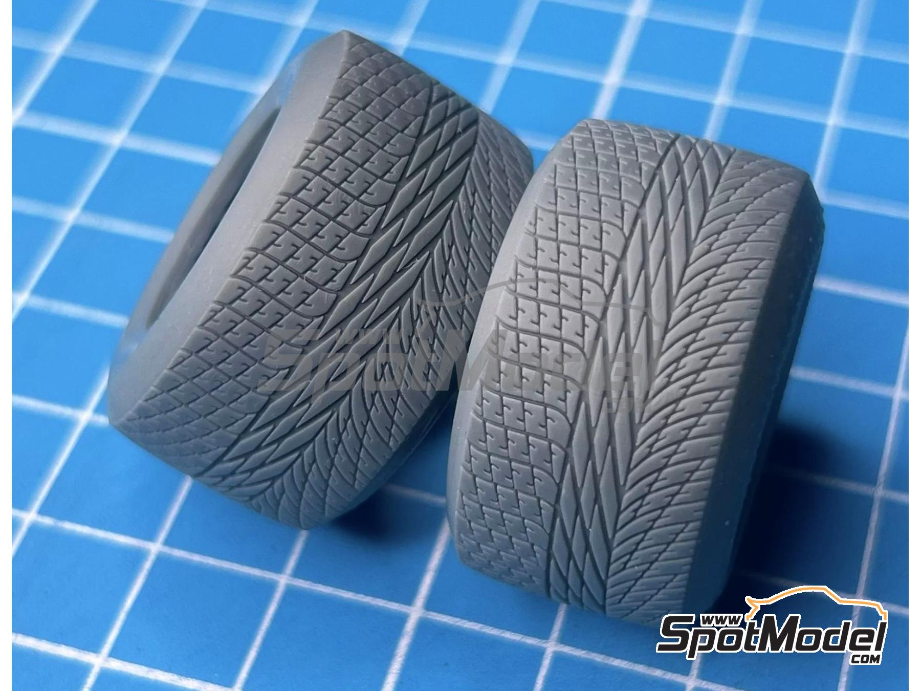 Image 5: McLaren MP4/8 Goodyear rain tires -  1993 | Tyre set in 1/20 scale manufactured by Stone Models (ref.&nbsp;A084-2024, also A084/2024)