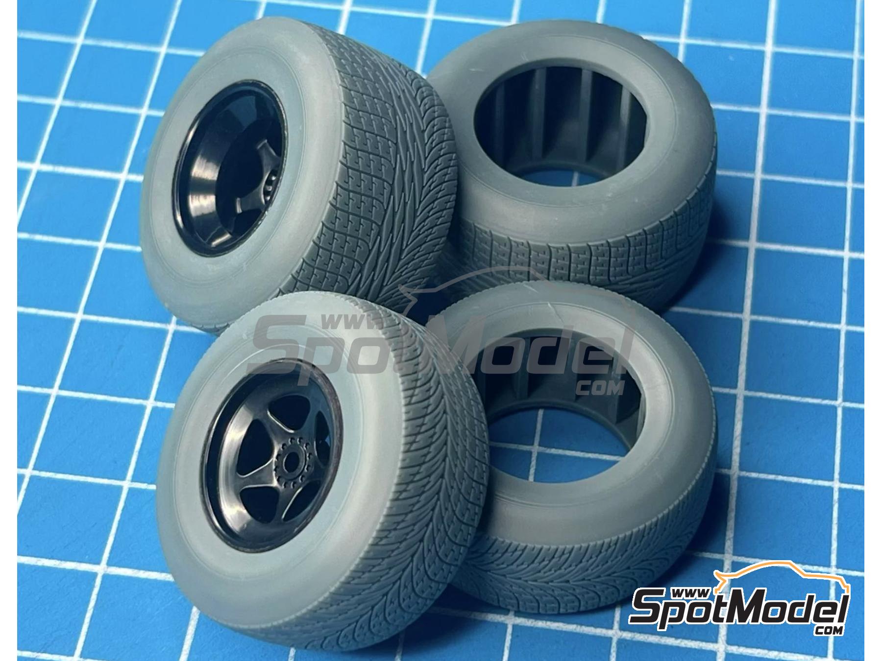 Image 7: McLaren MP4/8 Goodyear rain tires -  1993 | Tyre set in 1/20 scale manufactured by Stone Models (ref.&nbsp;A084-2024, also A084/2024)