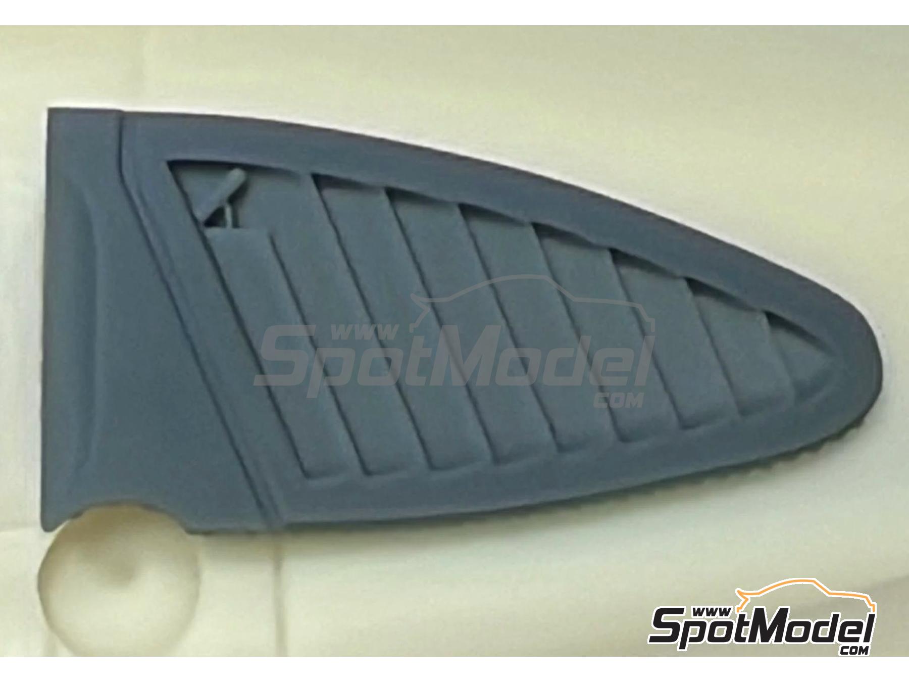 Image 5: Porsche 911 GT1 -  1998 | Detail in 1/24 scale manufactured by Stone Models (ref.&nbsp;A098-2025, also A098/2025)