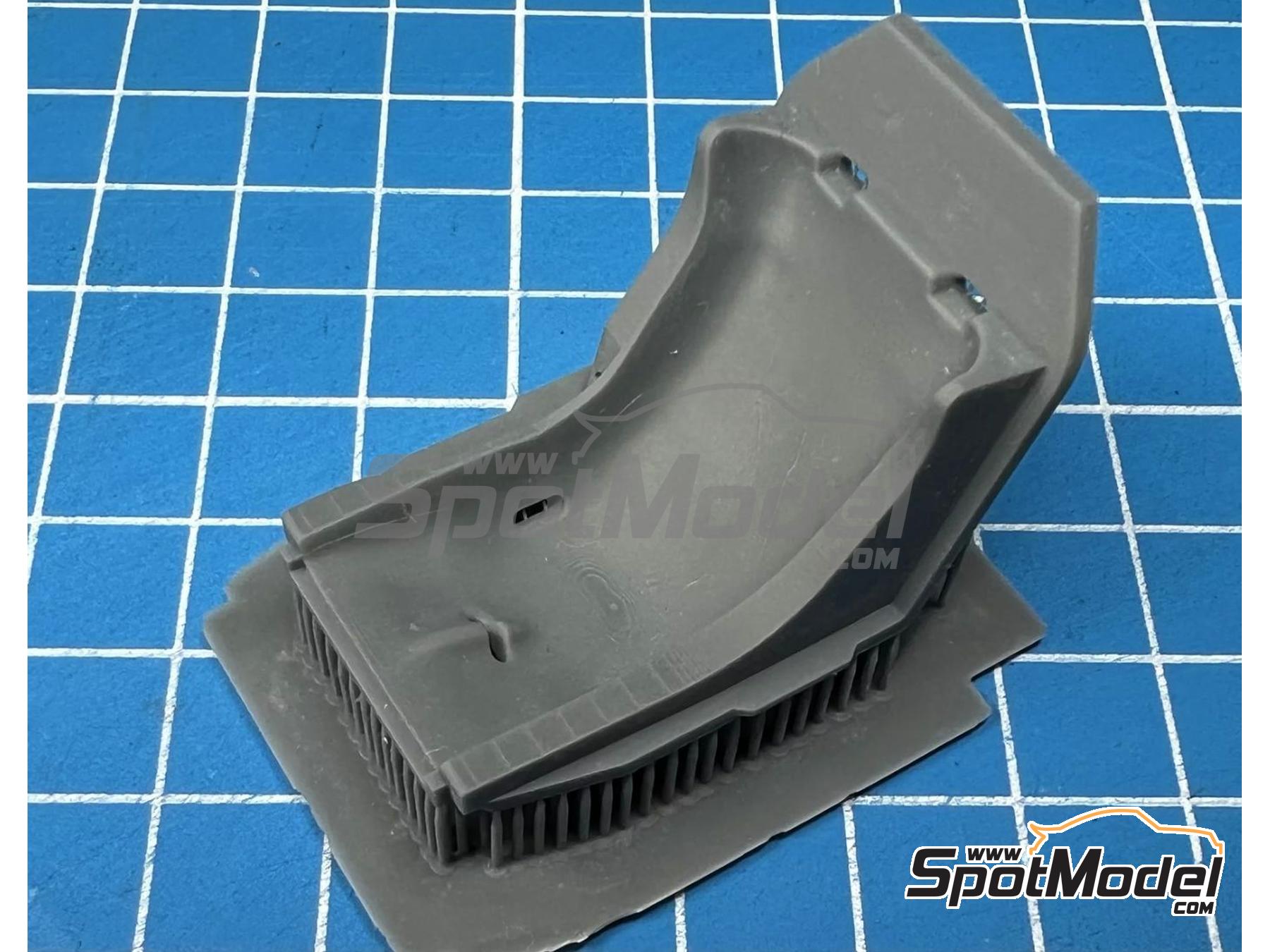 Image 3: Benetton Ford B188 | Asientos en escala&nbsp;1/20 fabricado por Stone Models (ref.&nbsp;A108-2025, tambien A108/2025)