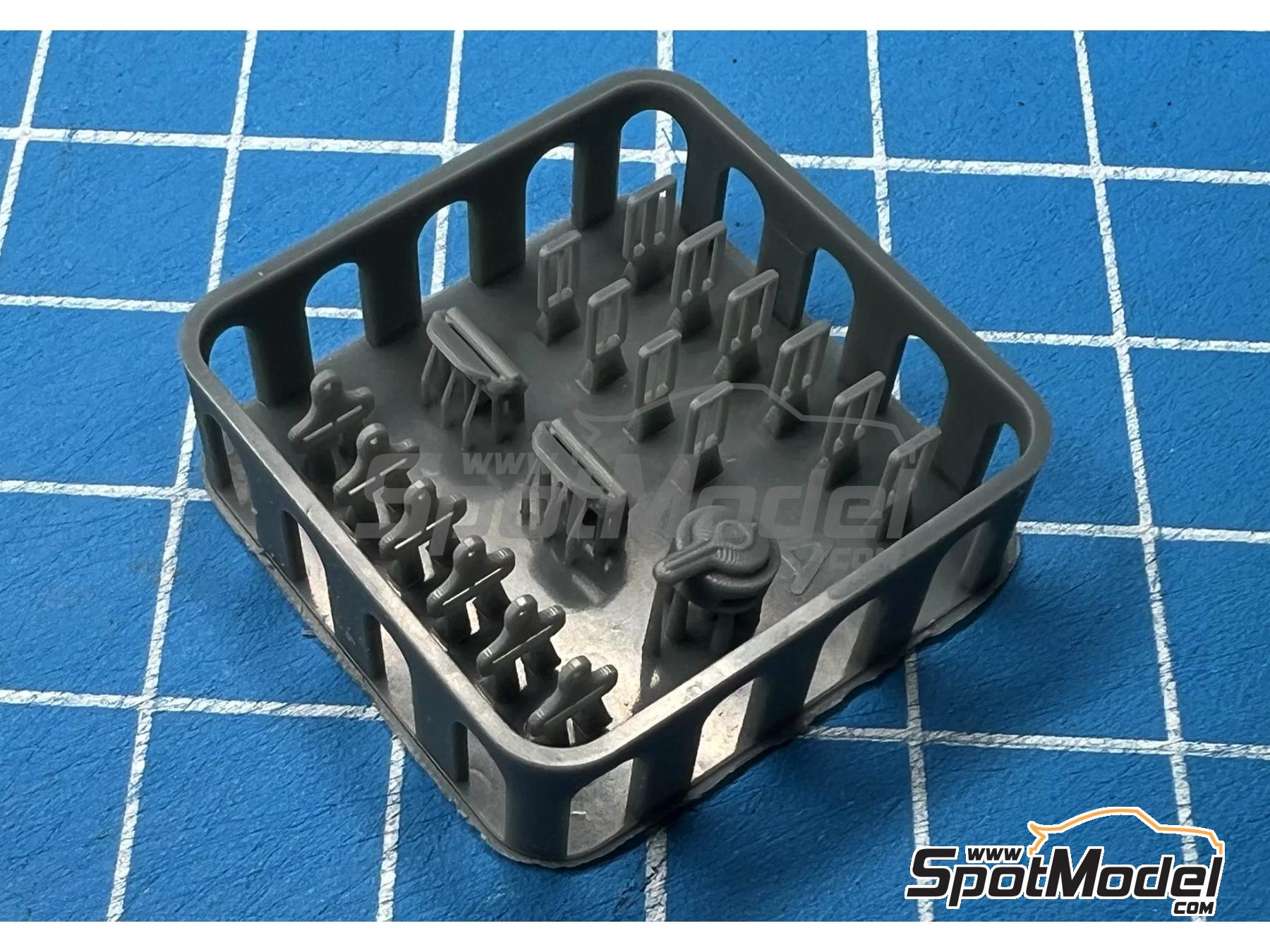 Image 3: Lotus Honda 99T | Seat in 1/20 scale manufactured by Stone Models (ref. A113-2025, also A113/2025)