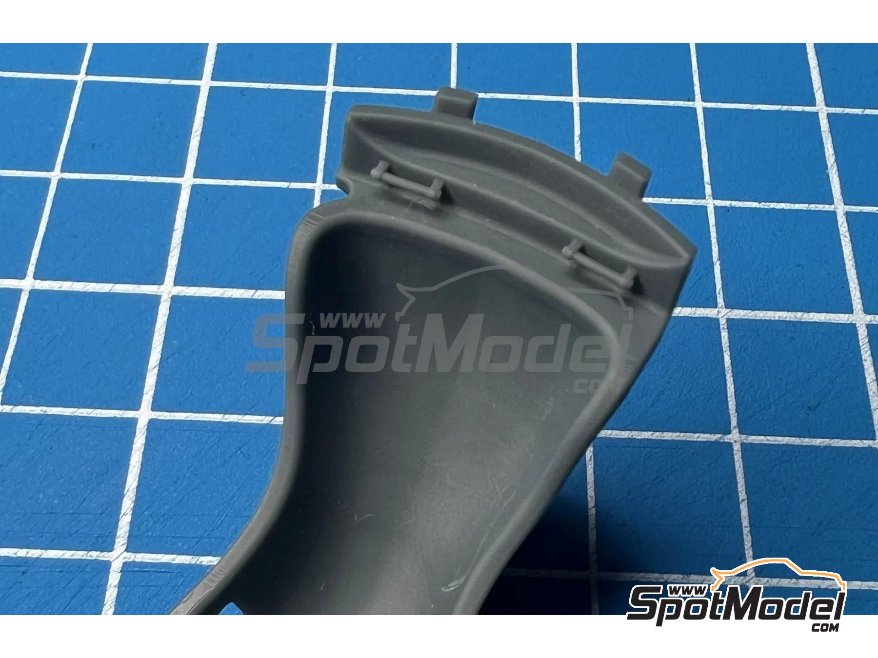 Image 3: Tyrrell Yamaha 023 | Seat in 1/20 scale manufactured by Stone Models (ref. A116-2025, also A116/2025)