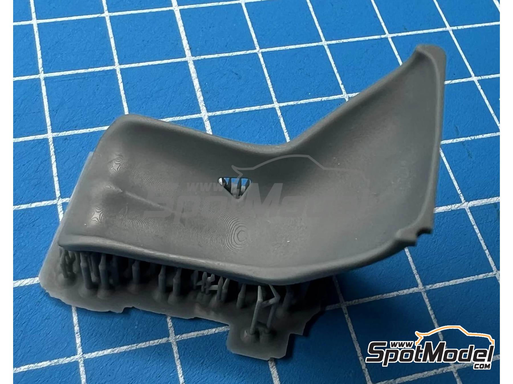 Image 3: McLaren Ford MP4/8 | Seat in 1/20 scale manufactured by Stone Models (ref.&nbsp;A123-2025, also A123/2025)