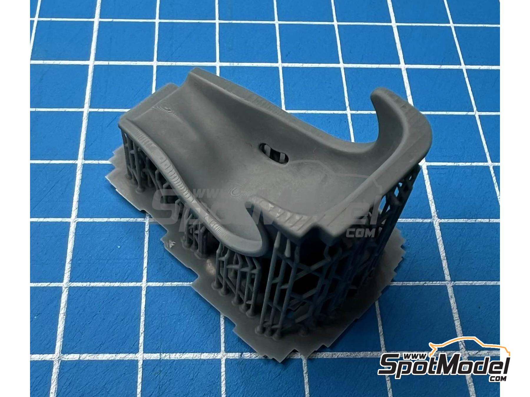 Image 3: Benetton Ford B192 | Asientos en escala&nbsp;1/20 fabricado por Stone Models (ref.&nbsp;A126-2025, tambien A126/2025)