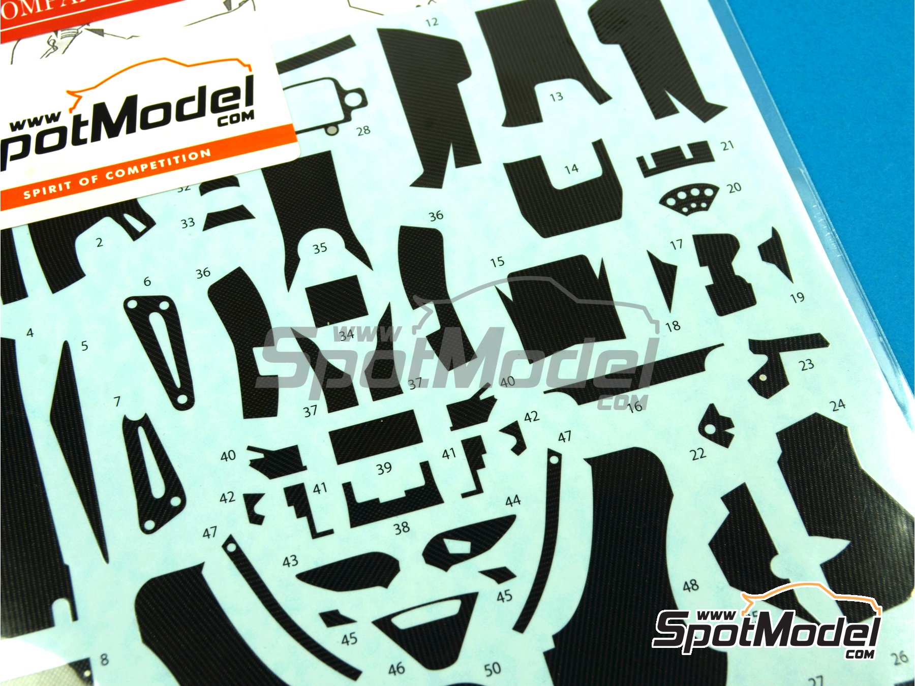 Image 4: Yamaha YZR-M1 - Motorcycle World Championship 2005 | Carbon fibre pattern decal set in 1/12 scale manufactured by Studio27 (ref.&nbsp;ST27-CARBOND12003, also 4545310009047 and CD12003)