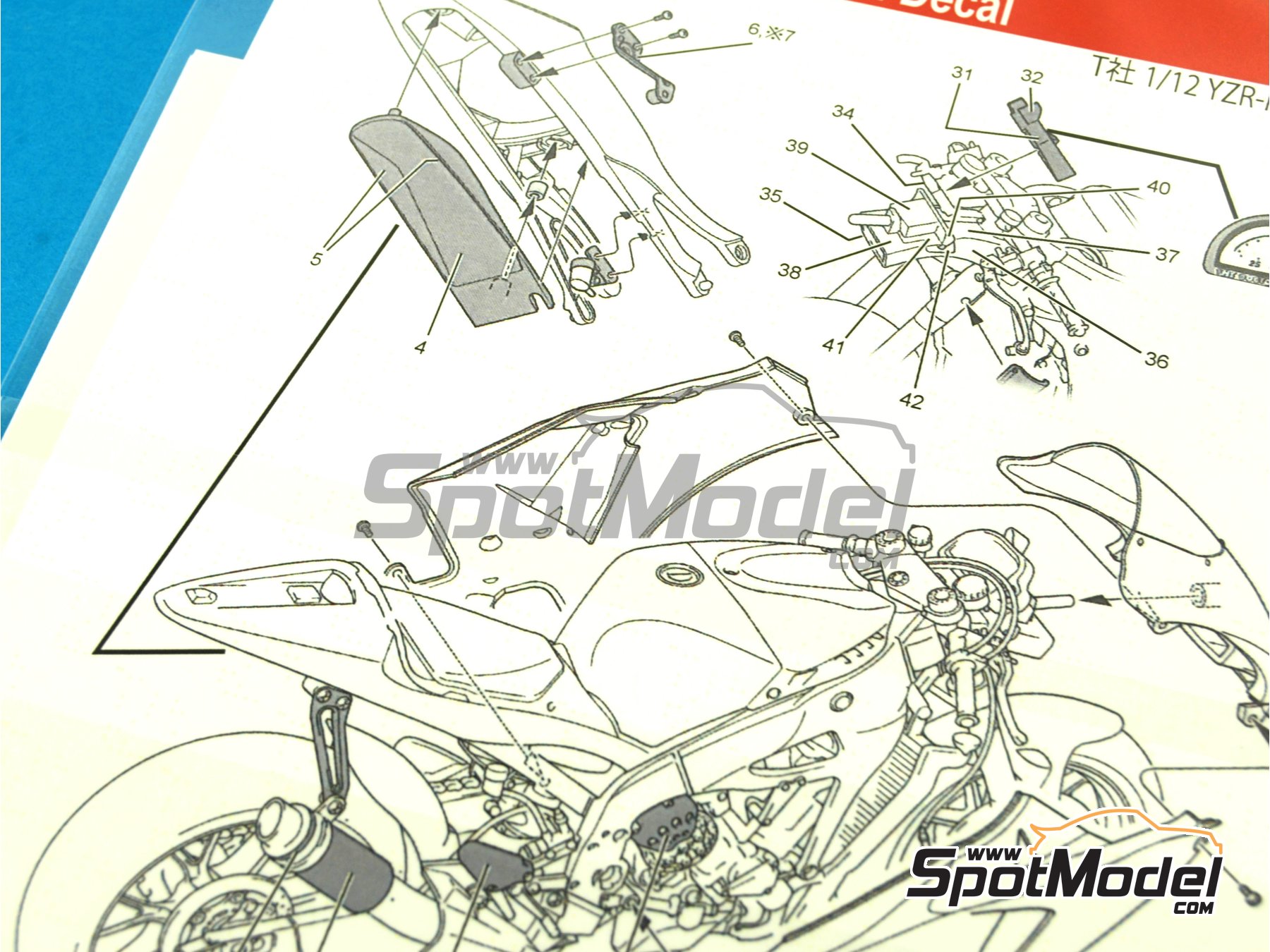 Image 10: Yamaha YZR-M1 - Motorcycle World Championship 2005 | Carbon fibre pattern decal set in 1/12 scale manufactured by Studio27 (ref.&nbsp;ST27-CARBOND12003, also 4545310009047 and CD12003)