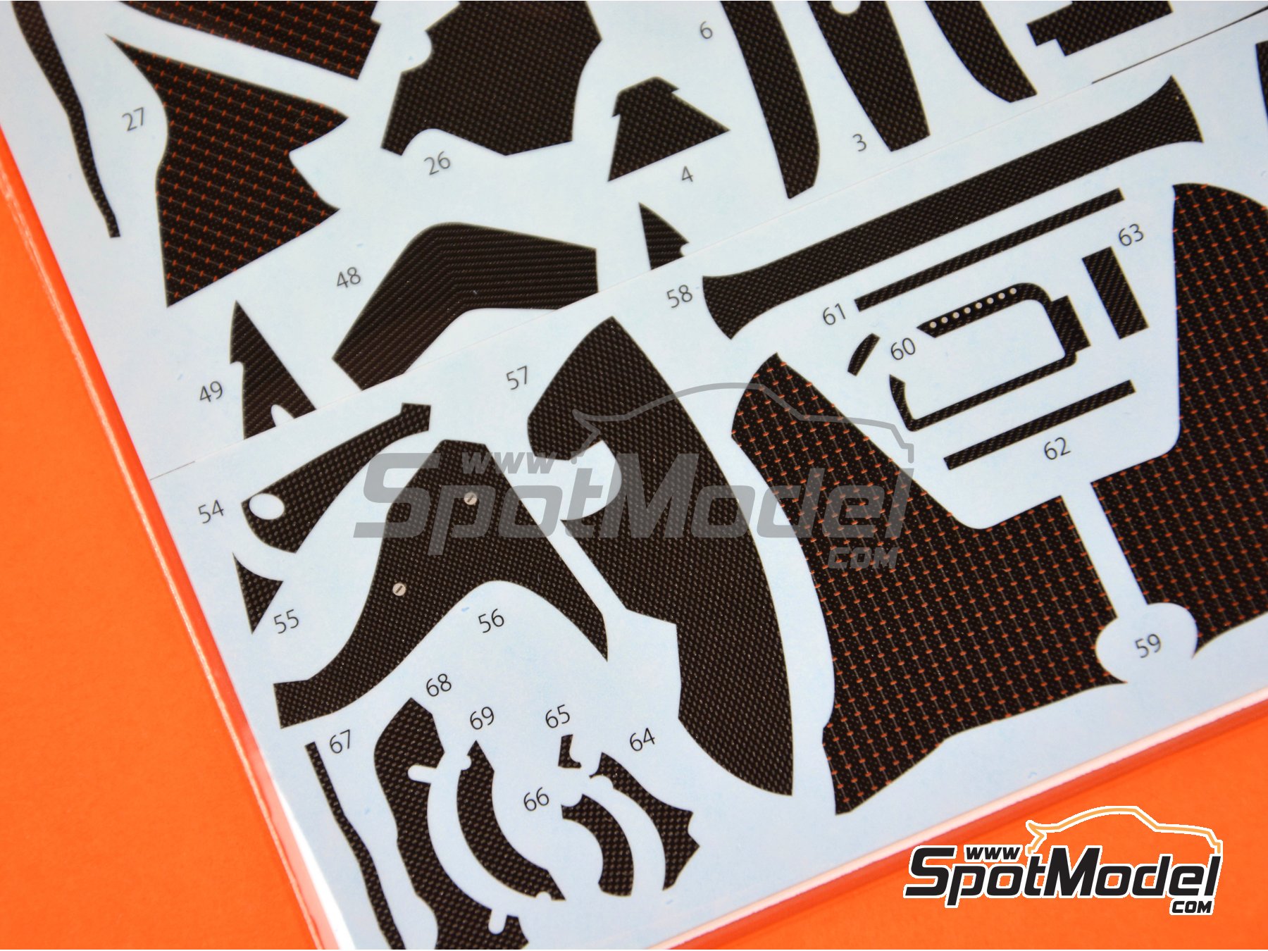 Image 6: Honda RC213V - Campeonato del Mundo de Moto GP 2014 | Patron de fibra de carbono en calca en escala 1/12 fabricado por Studio27 (ref. ST27-CARBOND12005, tambien 4545310013426 y CD12005)