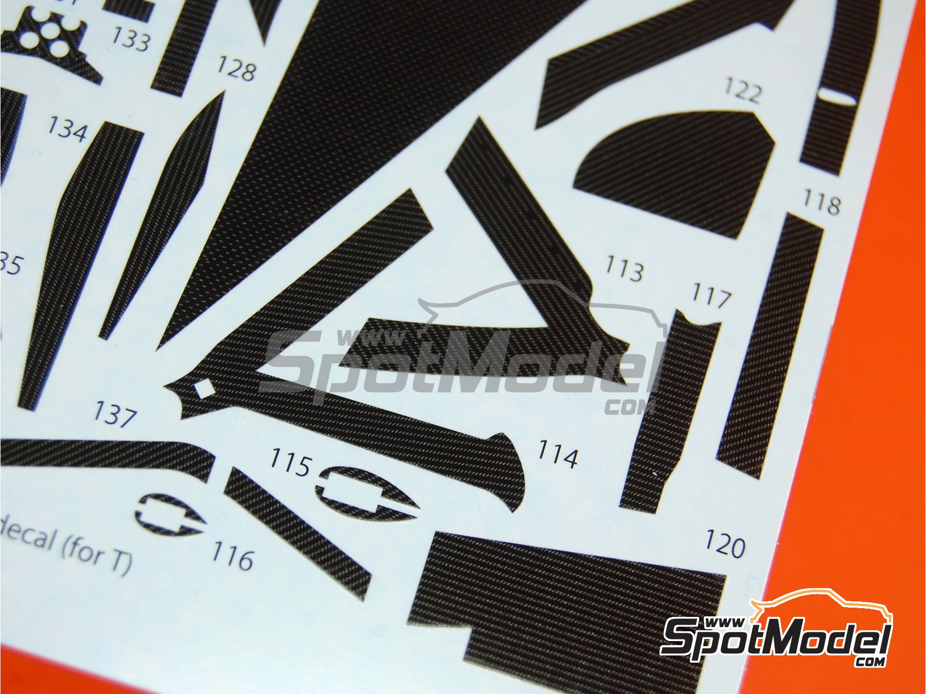 Image 10: RB Racing Renault RB6 - Campeonato del Mundo FIA de Formula 1 | Patron de fibra de carbono en calca en escala&nbsp;1/20 fabricado por Studio27 (ref.&nbsp;ST27-CARBOND20007, tambien 4545310004585 y CD20007)