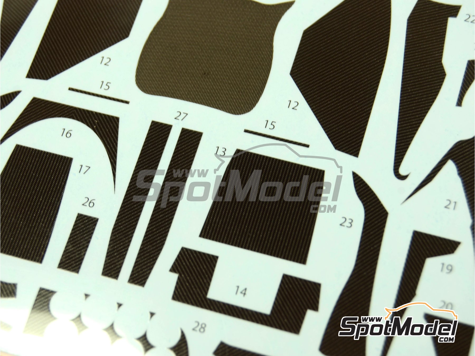 Image 5: Jordan Ford J191 - Campeonato del Mundo FIA de Formula 1 1991 | Patron de fibra de carbono en calca en escala&nbsp;1/20 fabricado por Studio27 (ref.&nbsp;ST27-CARBOND20020, tambien 4545310010883 y CD20020)